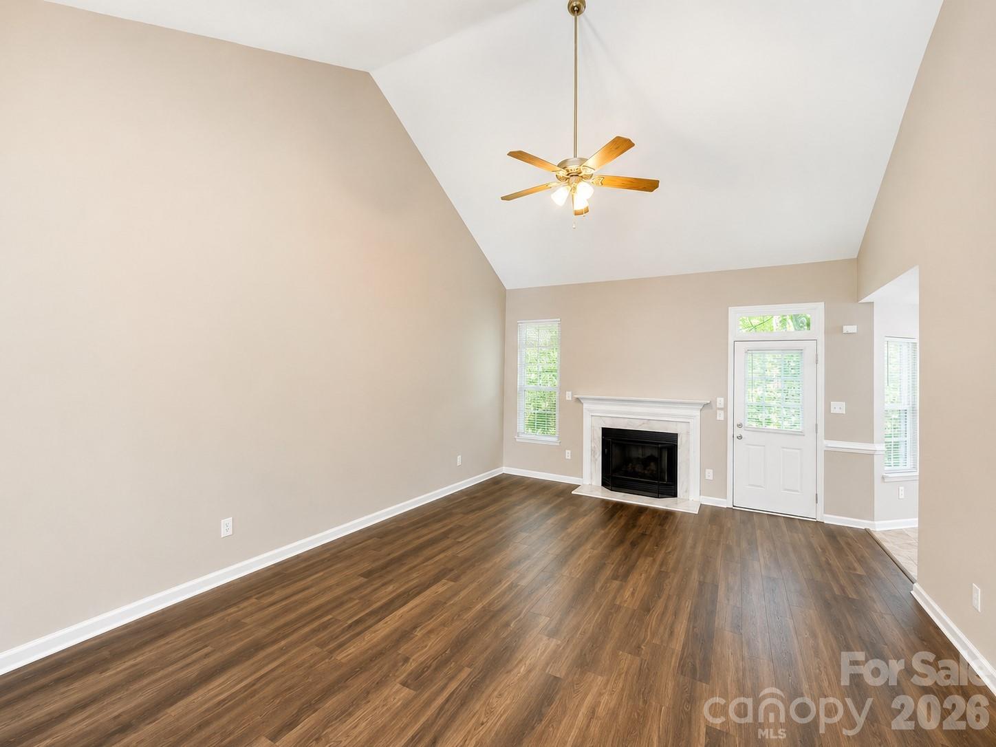 6417 Spanish Moss Lane — Charlotte