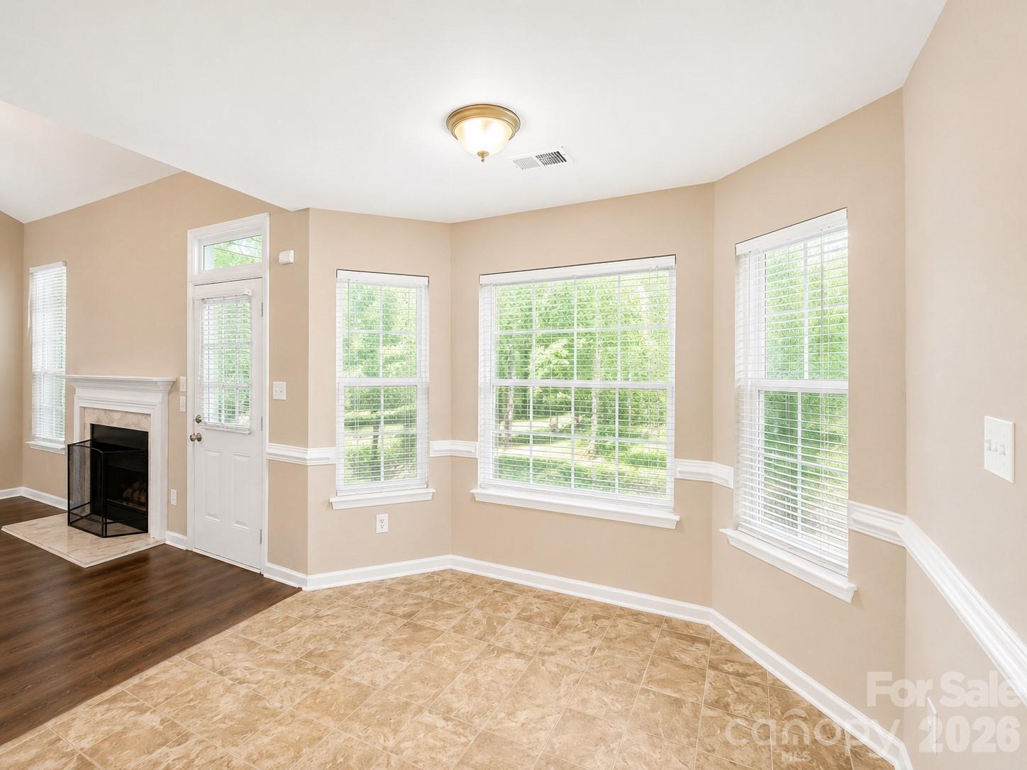 6417 Spanish Moss Lane — Charlotte