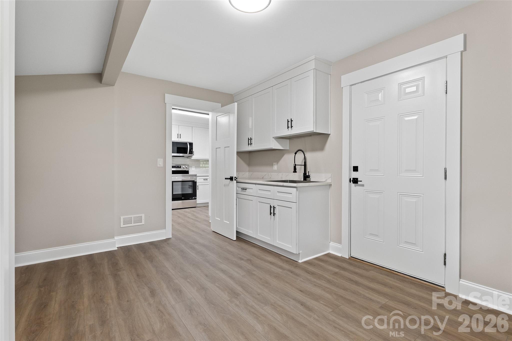3533 Amity Hill Road — Statesville