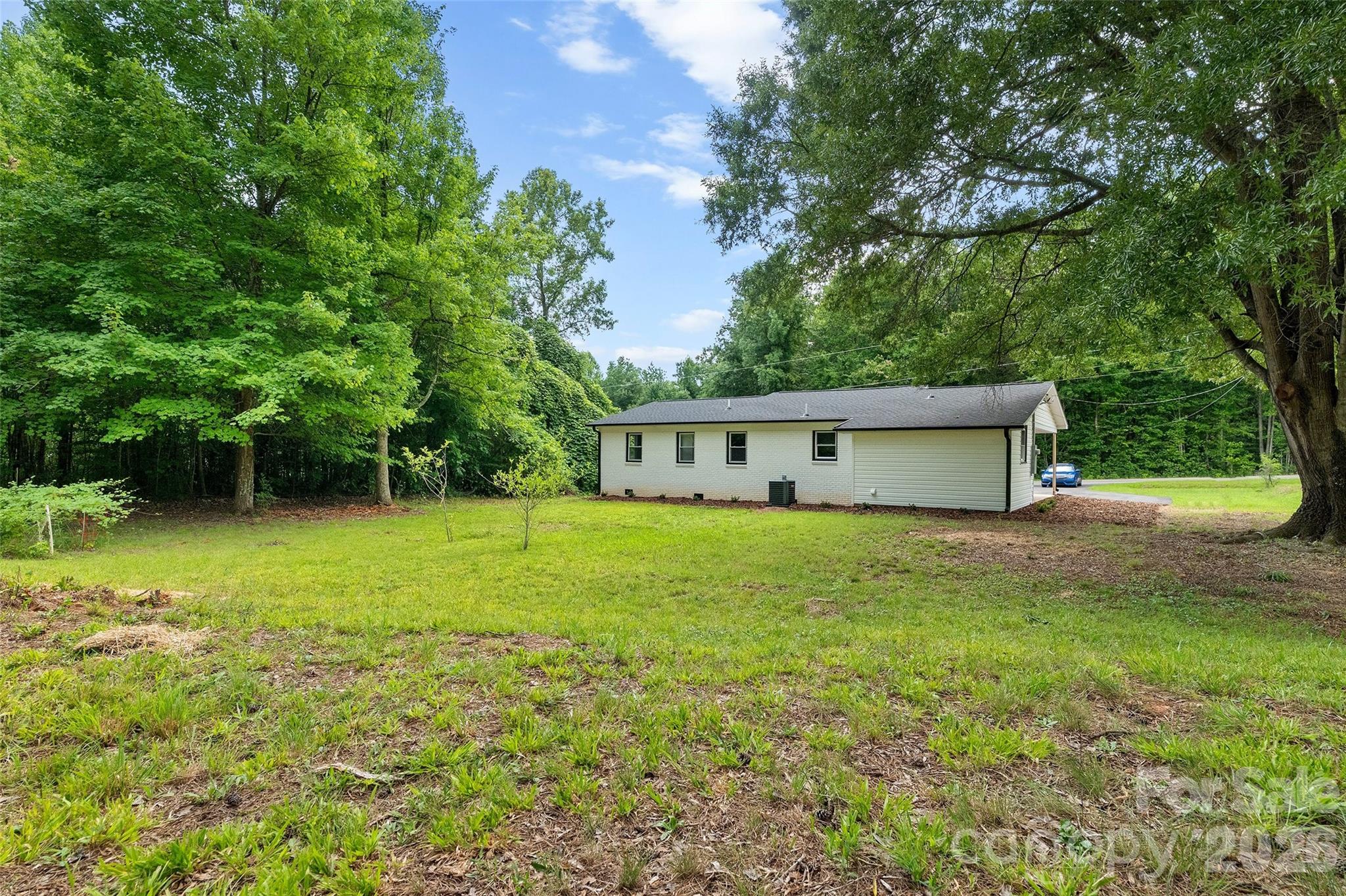 3533 Amity Hill Road — Statesville