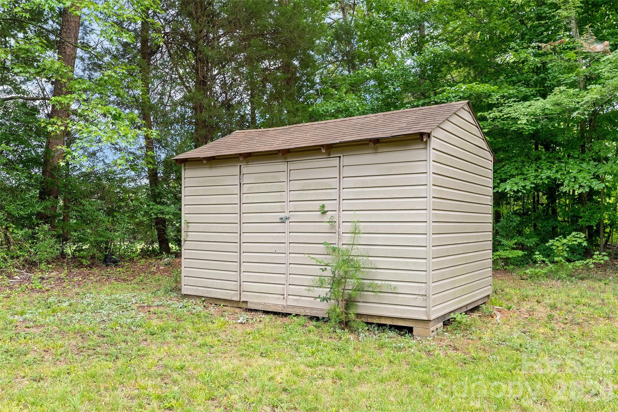 3533 Amity Hill Road — Statesville