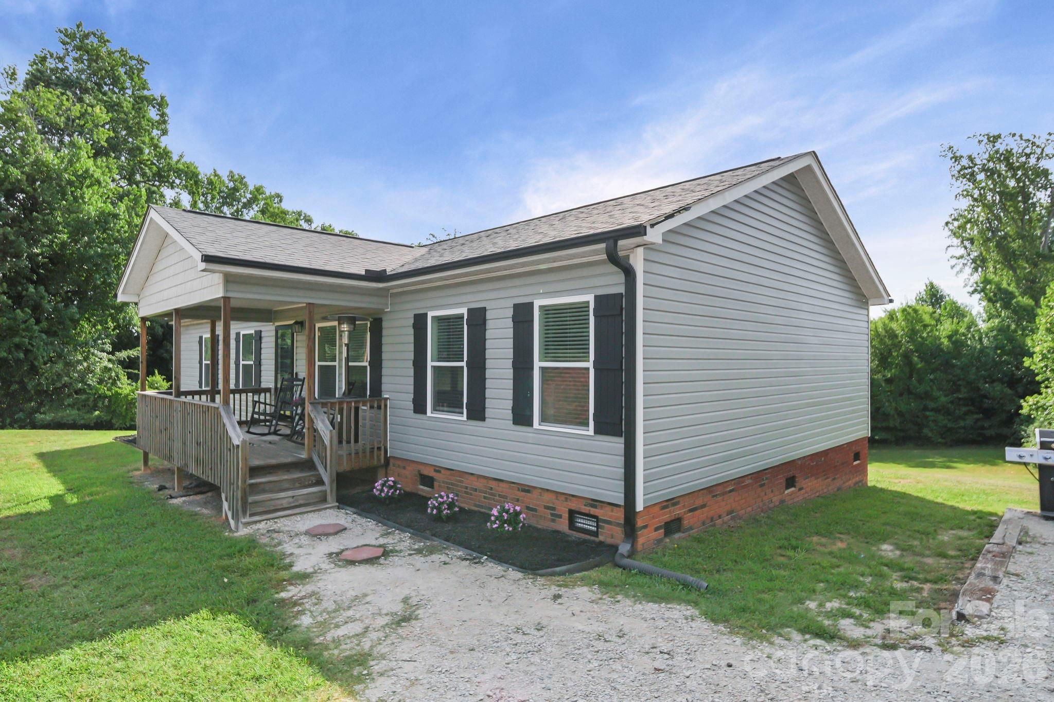 360 Sparkleberry Lane — York