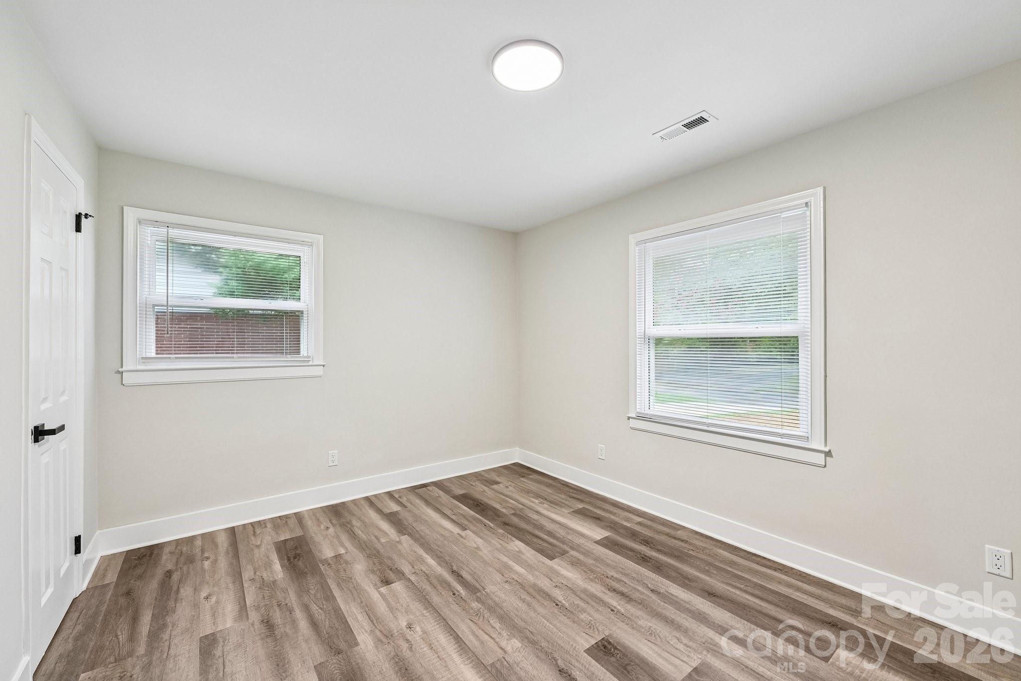 4022 Southgate Drive — Charlotte