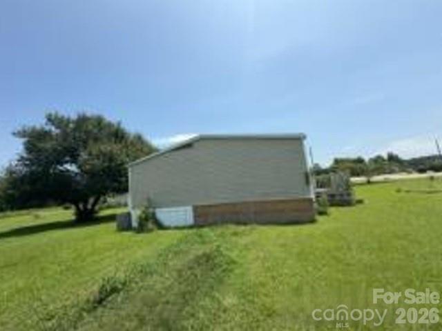 887 Stephens Road — Lumberton