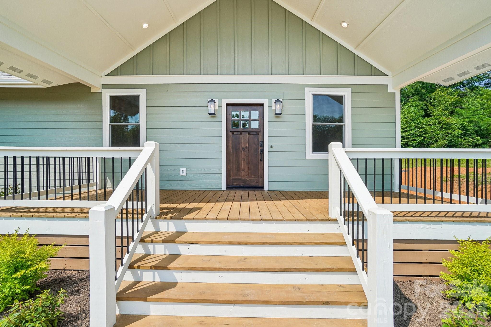 268 & LOT 1 Appalachian Retreat None — Spruce Pine