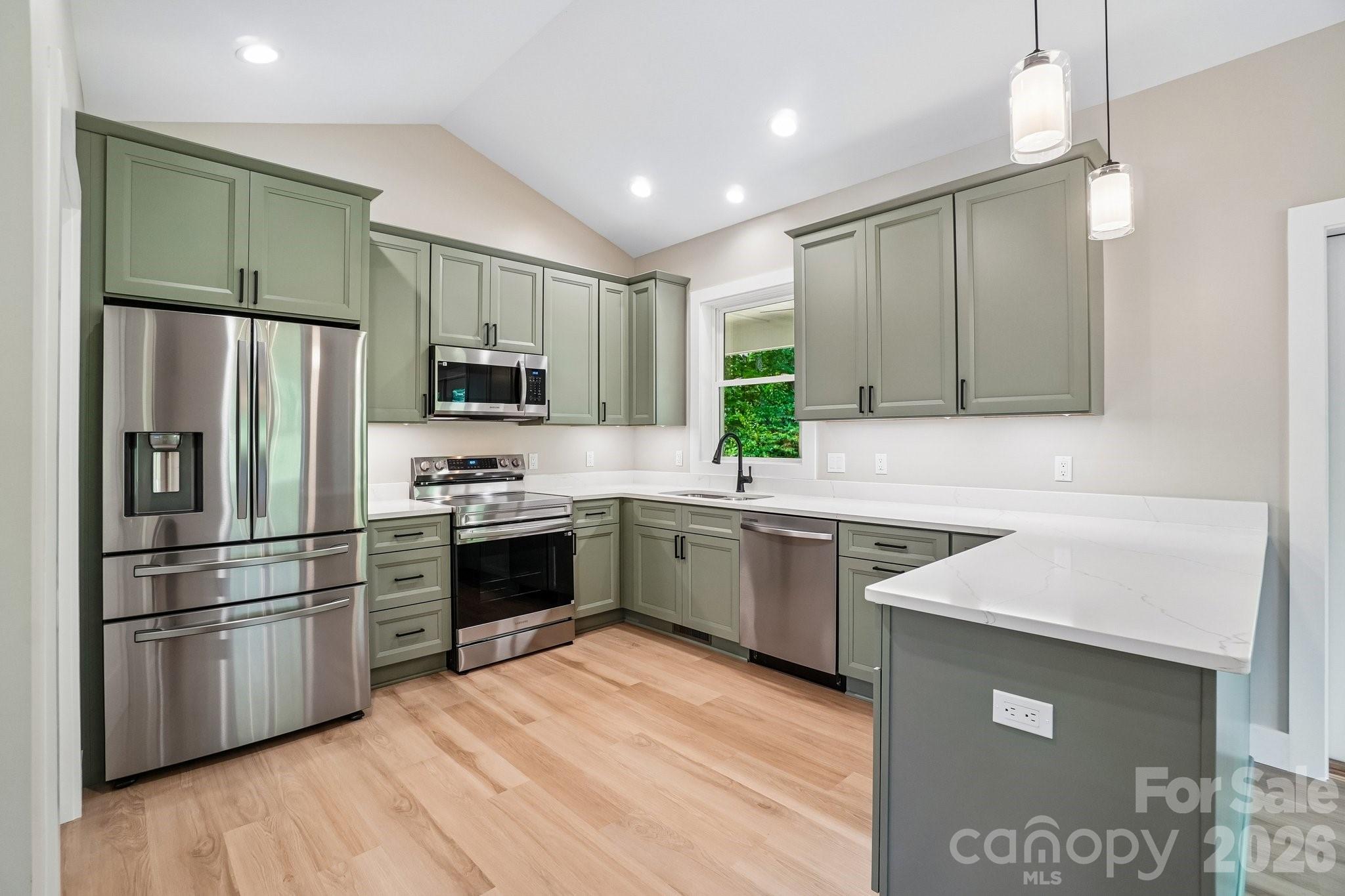 268 & LOT 1 Appalachian Retreat None — Spruce Pine