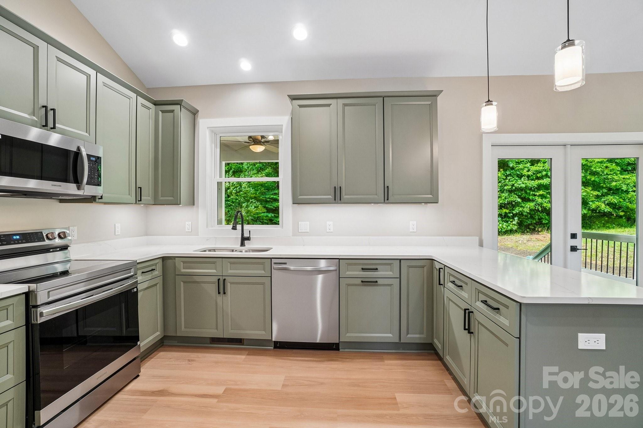 268 & LOT 1 Appalachian Retreat None — Spruce Pine