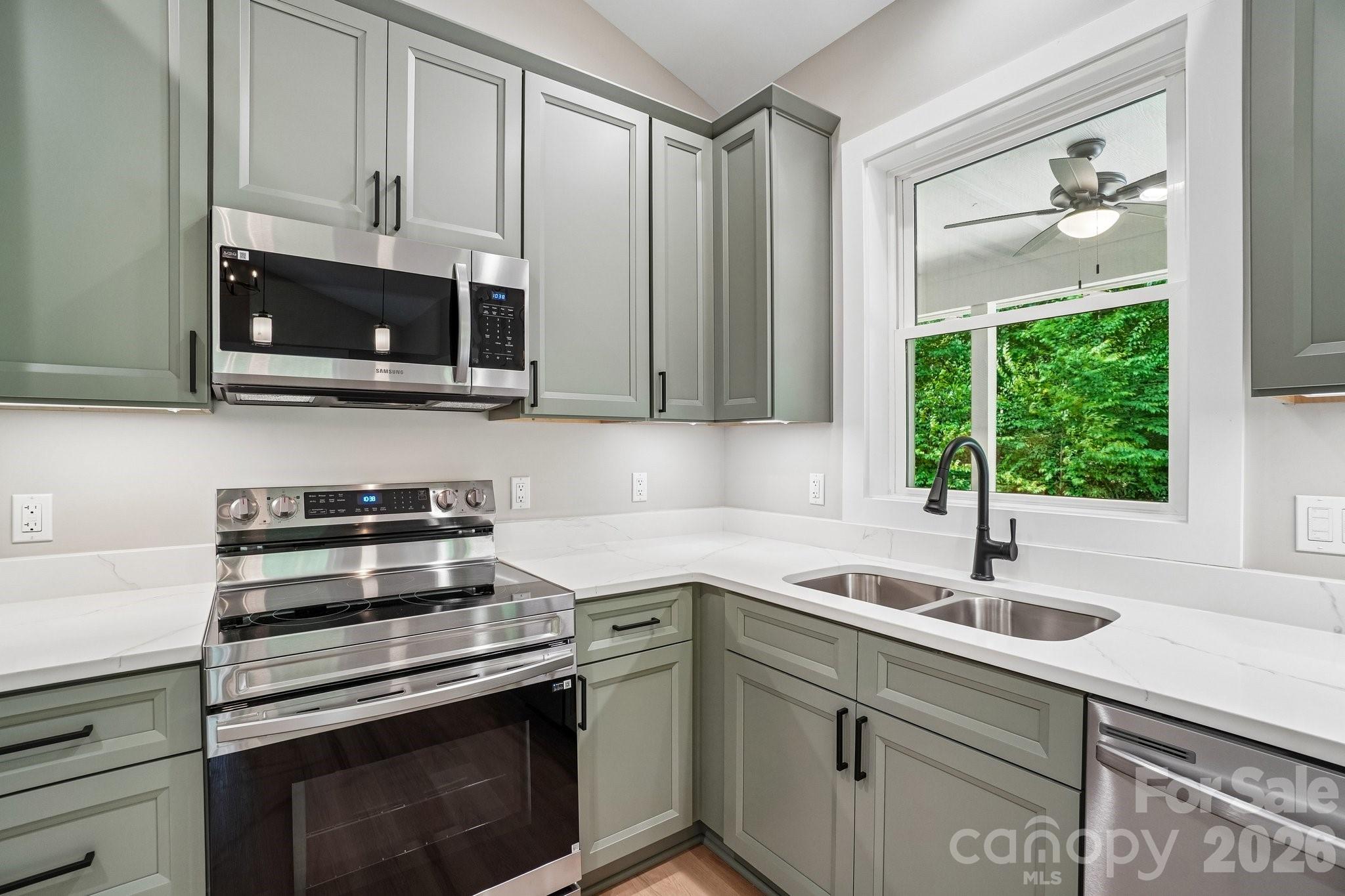 268 & LOT 1 Appalachian Retreat None — Spruce Pine