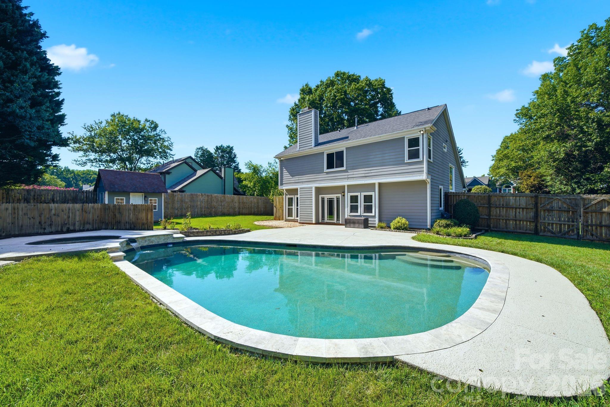 9028 Agnes Park Lane — Huntersville
