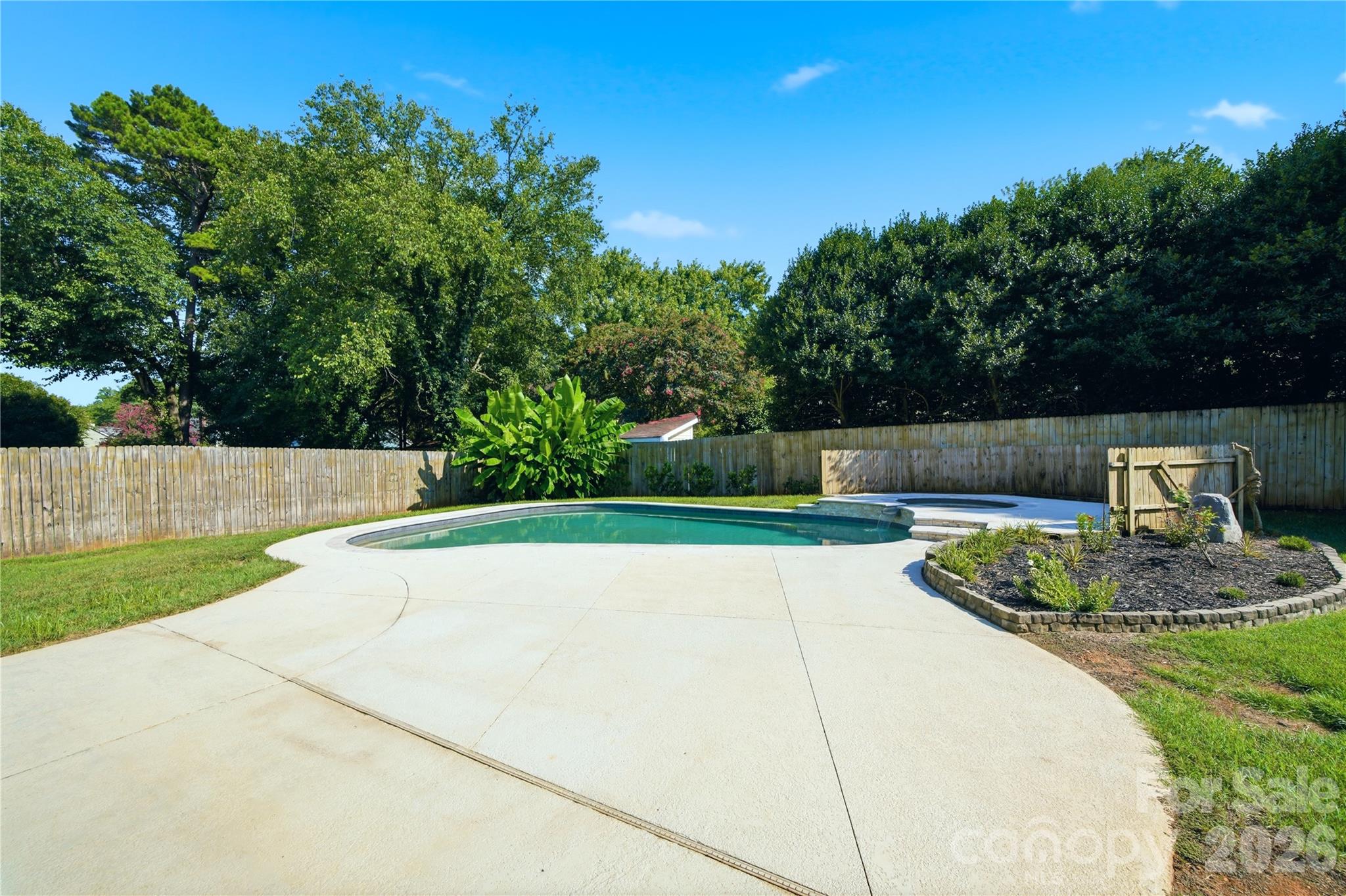 9028 Agnes Park Lane — Huntersville
