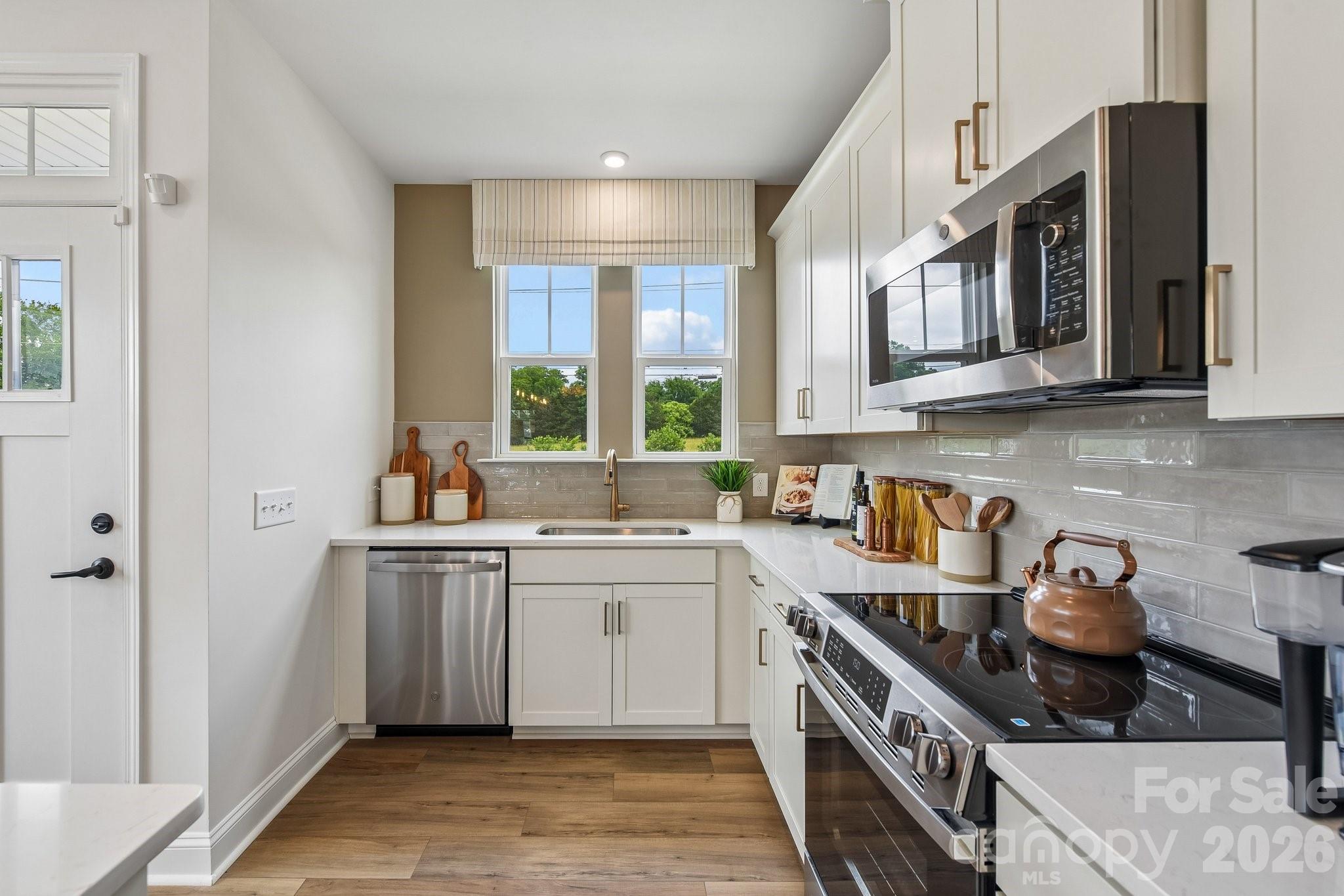 9016 Gulledge Court — Charlotte