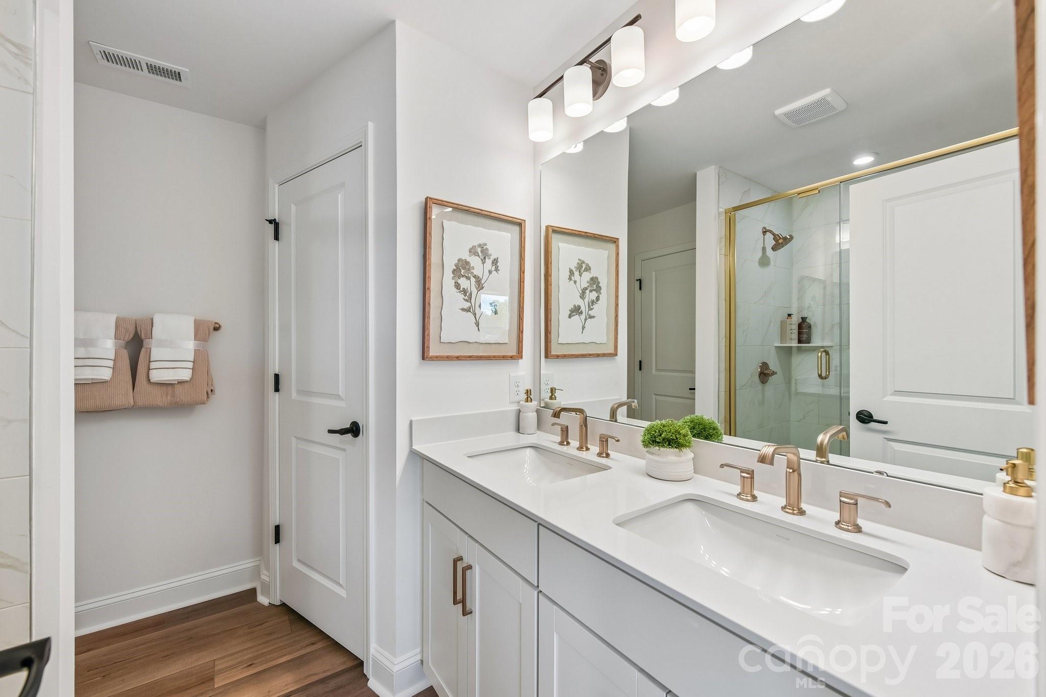 9016 Gulledge Court — Charlotte