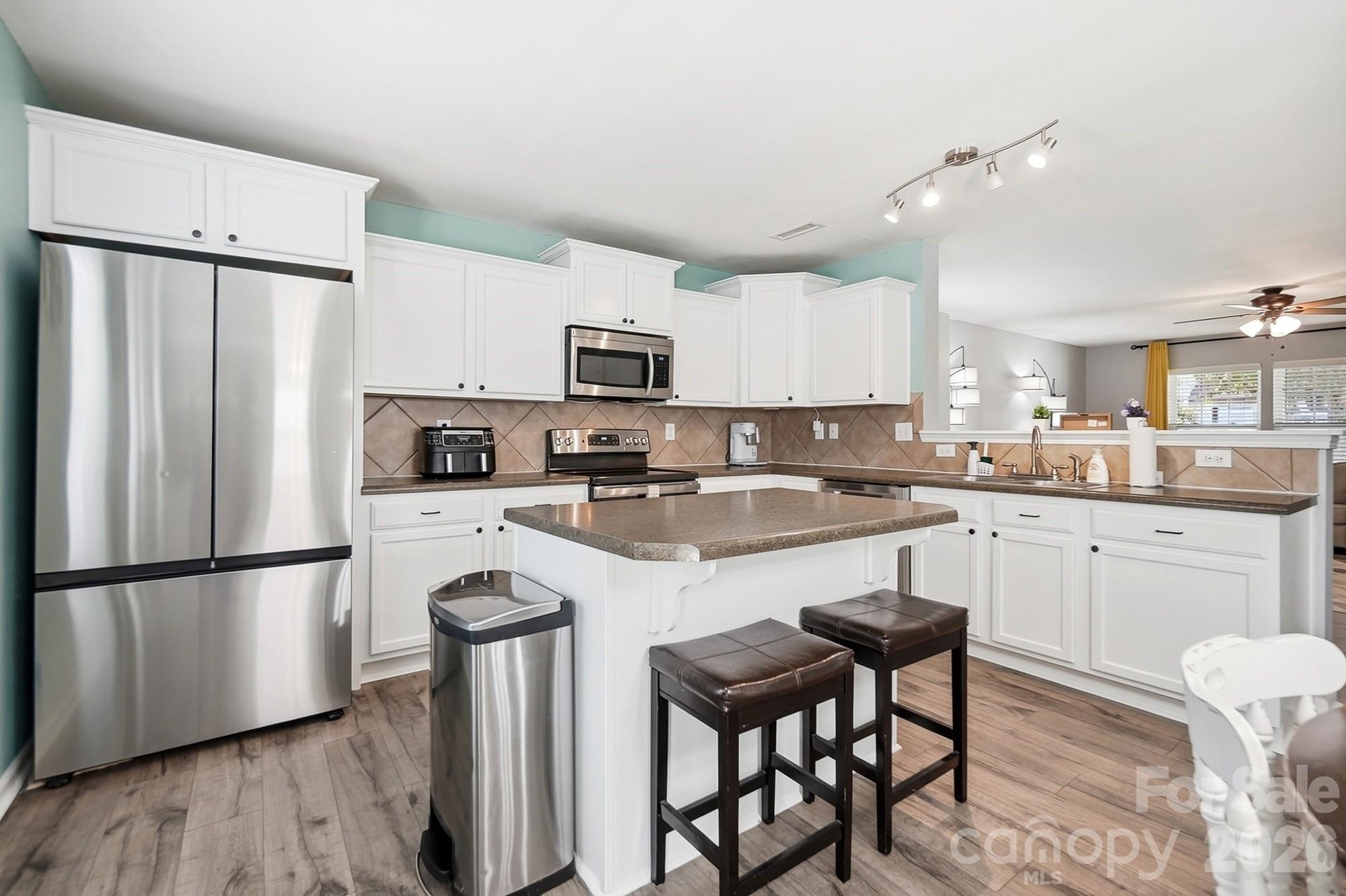 513 Sansberry Drive — York