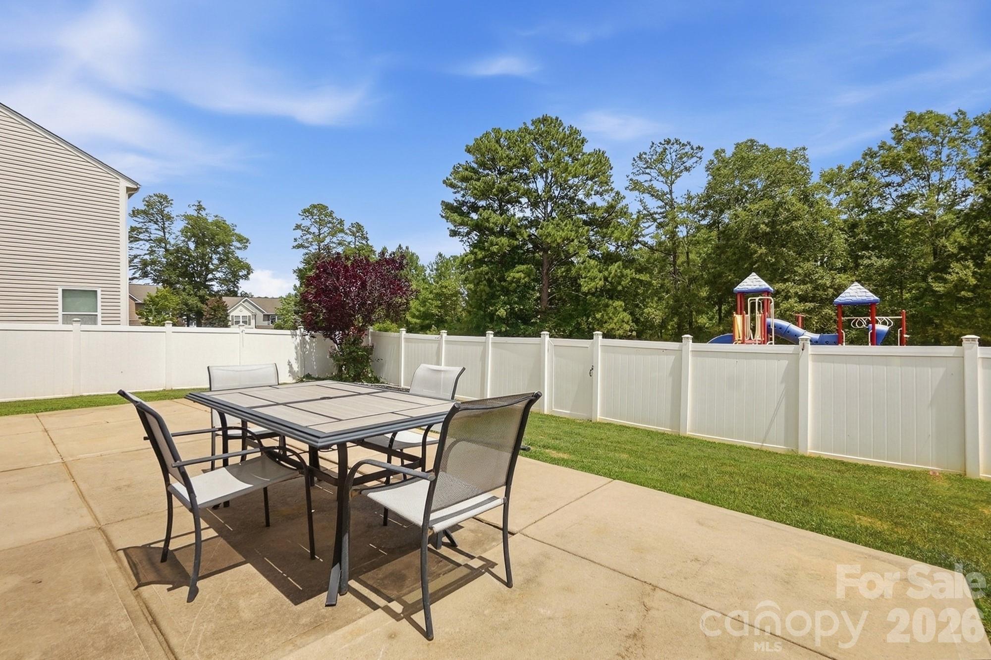 513 Sansberry Drive — York