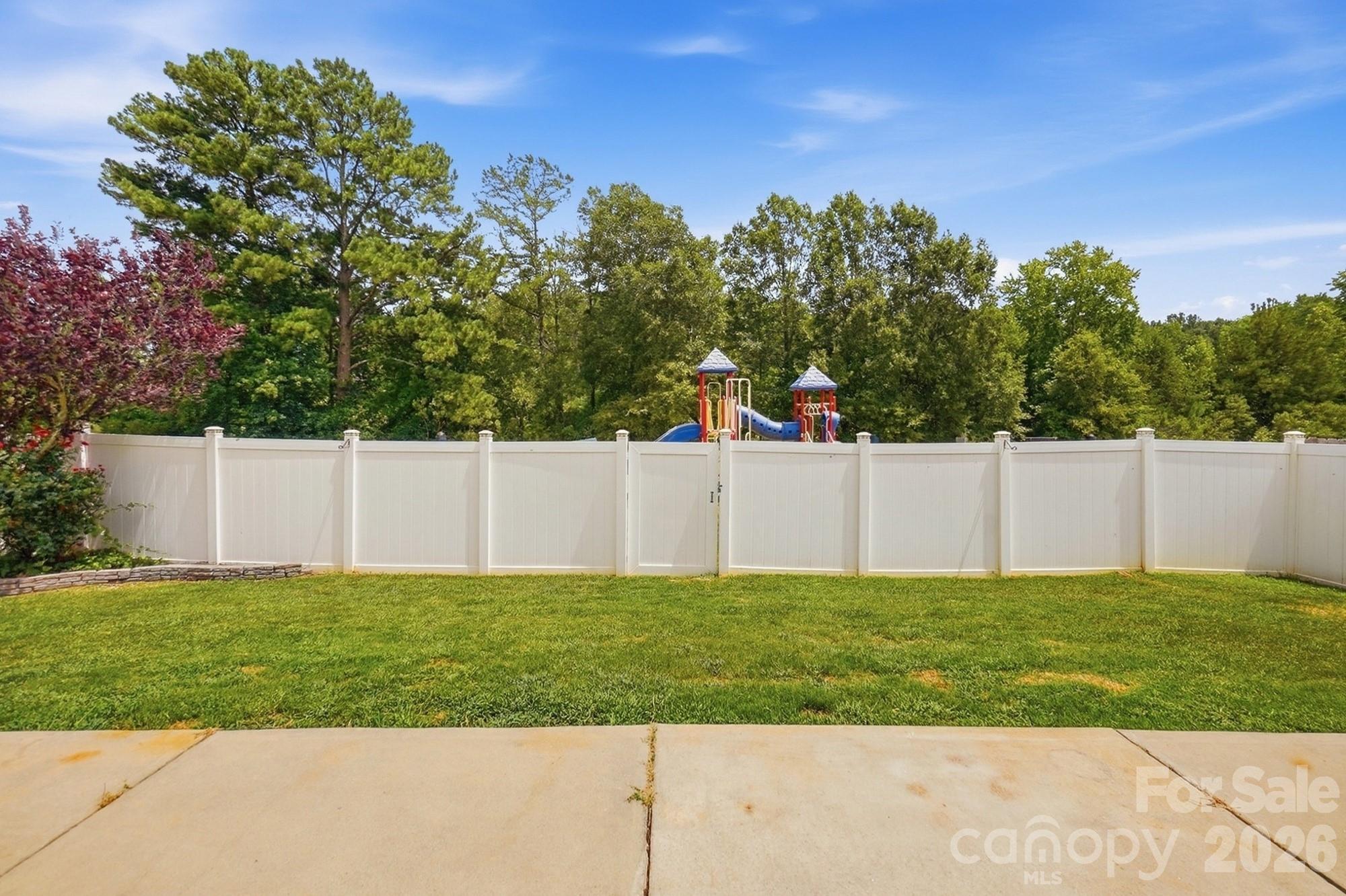 513 Sansberry Drive — York