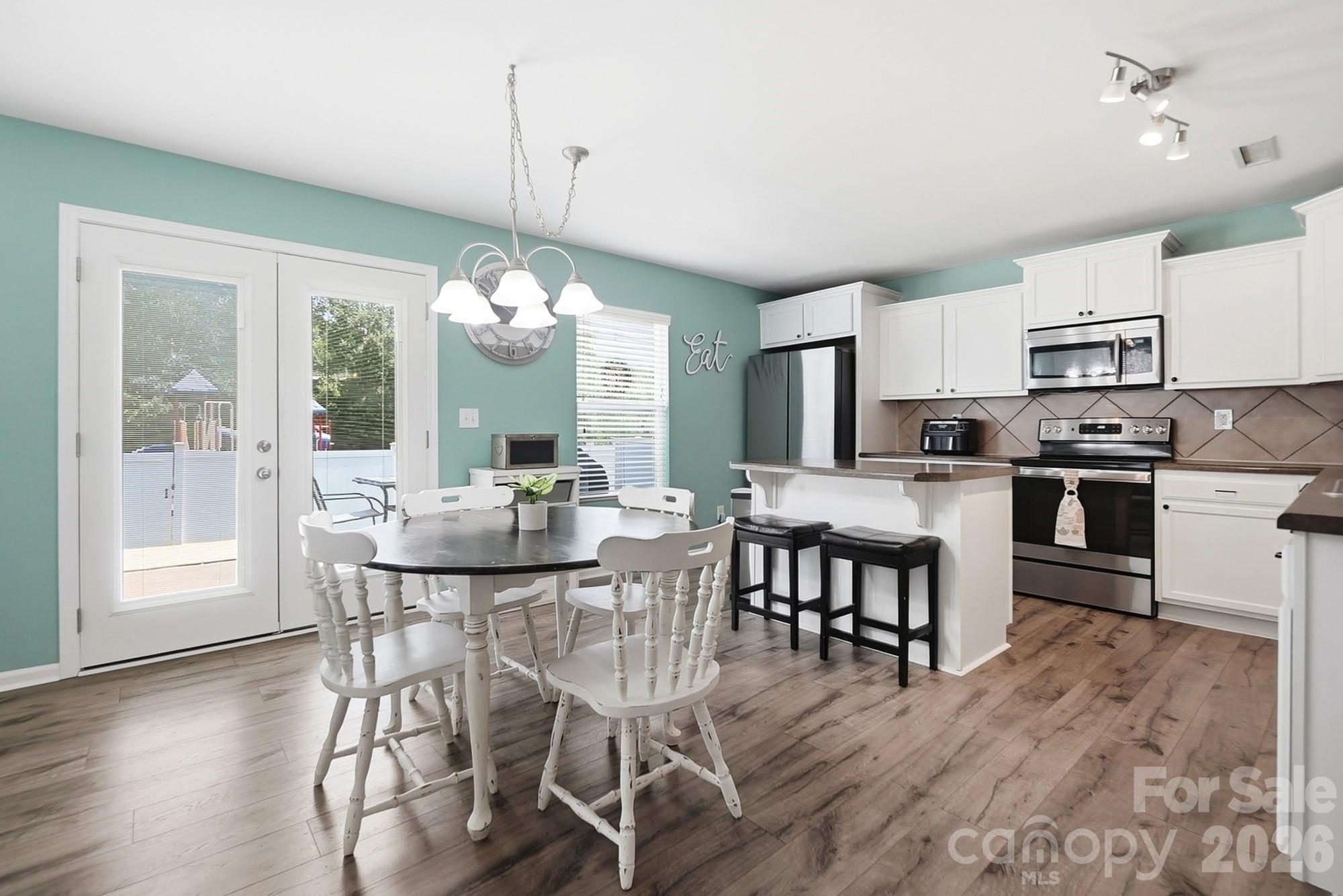 513 Sansberry Drive — York