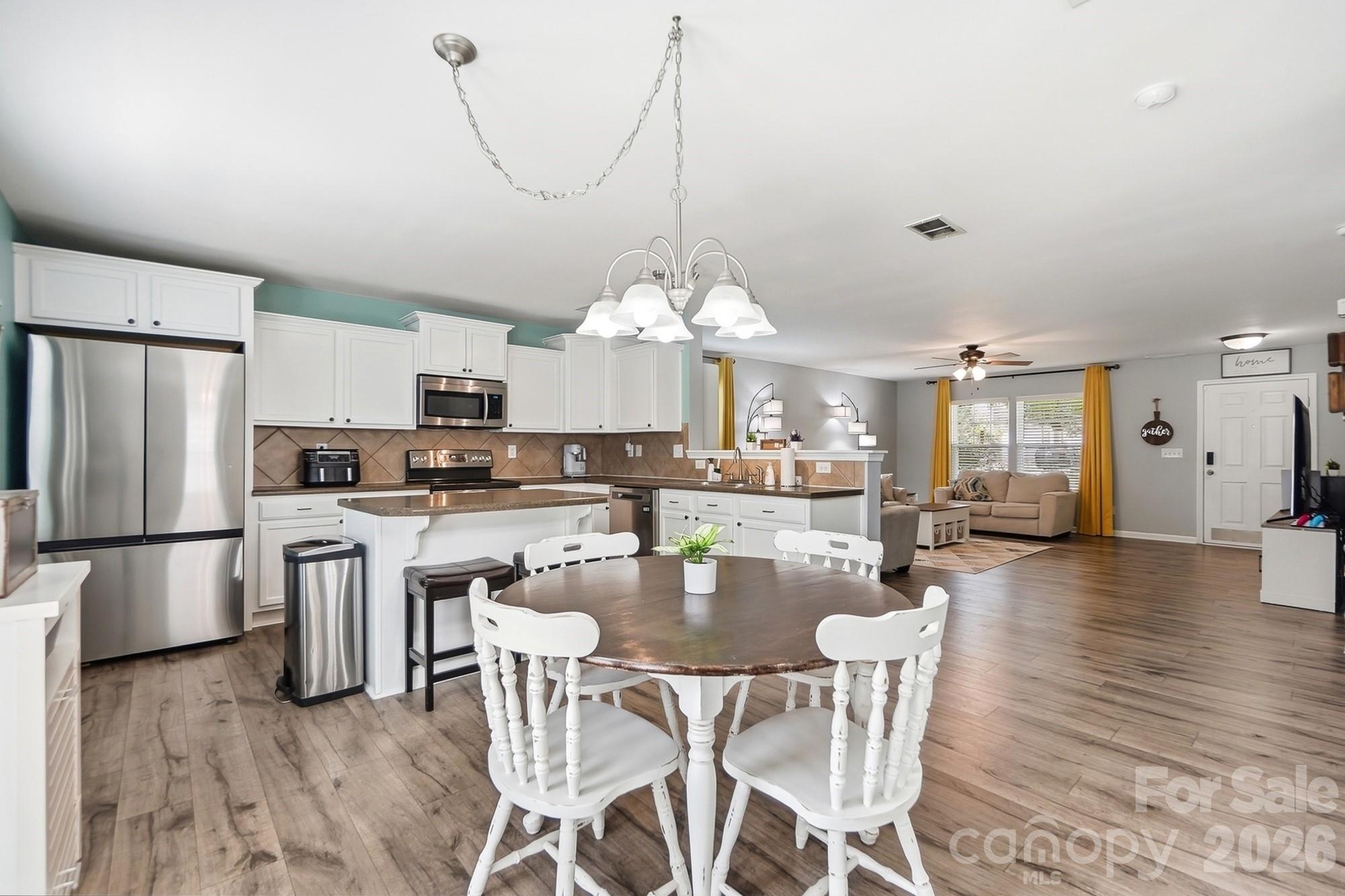 513 Sansberry Drive — York