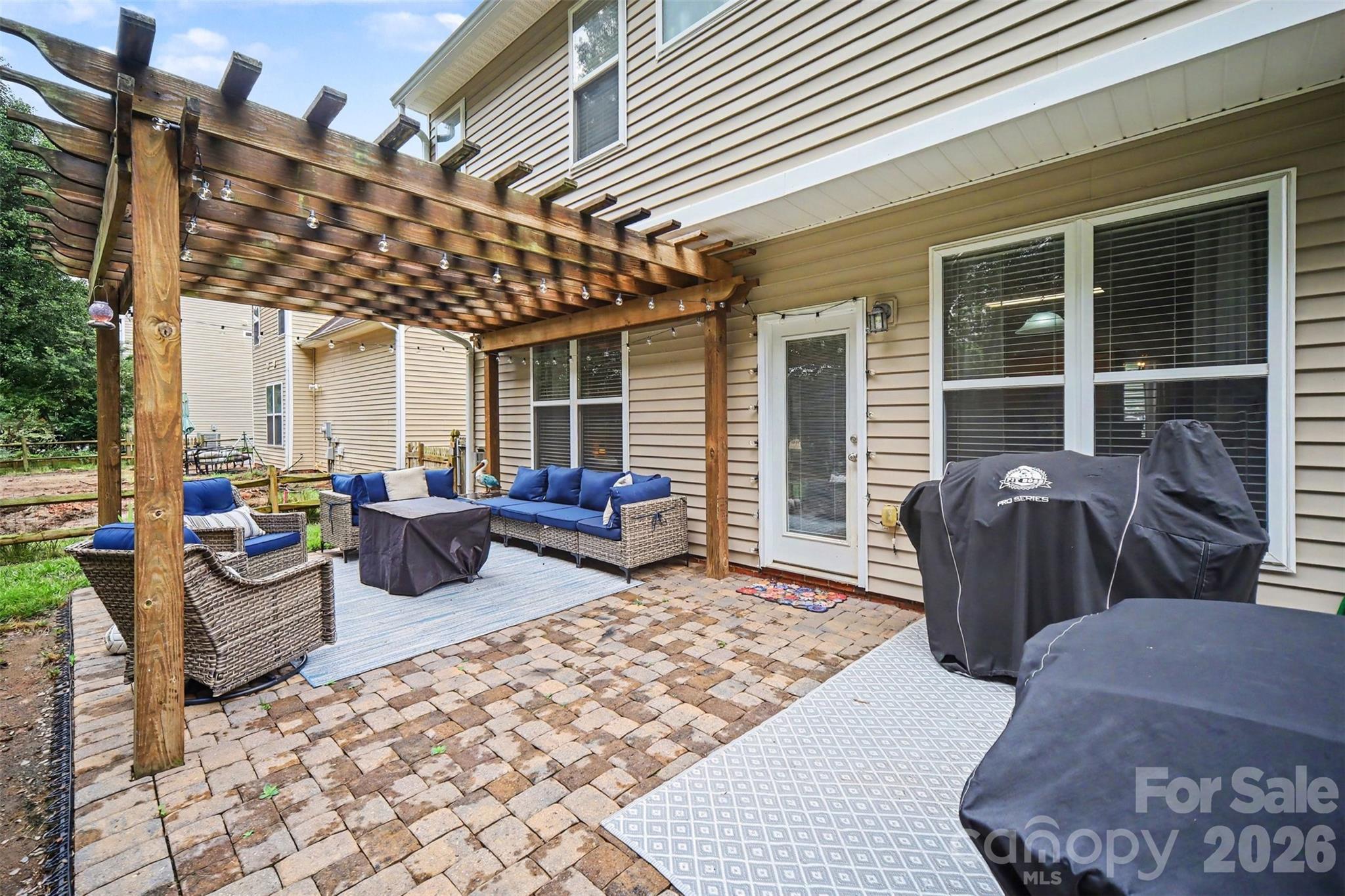 7856 Rolling Meadows Lane — Huntersville
