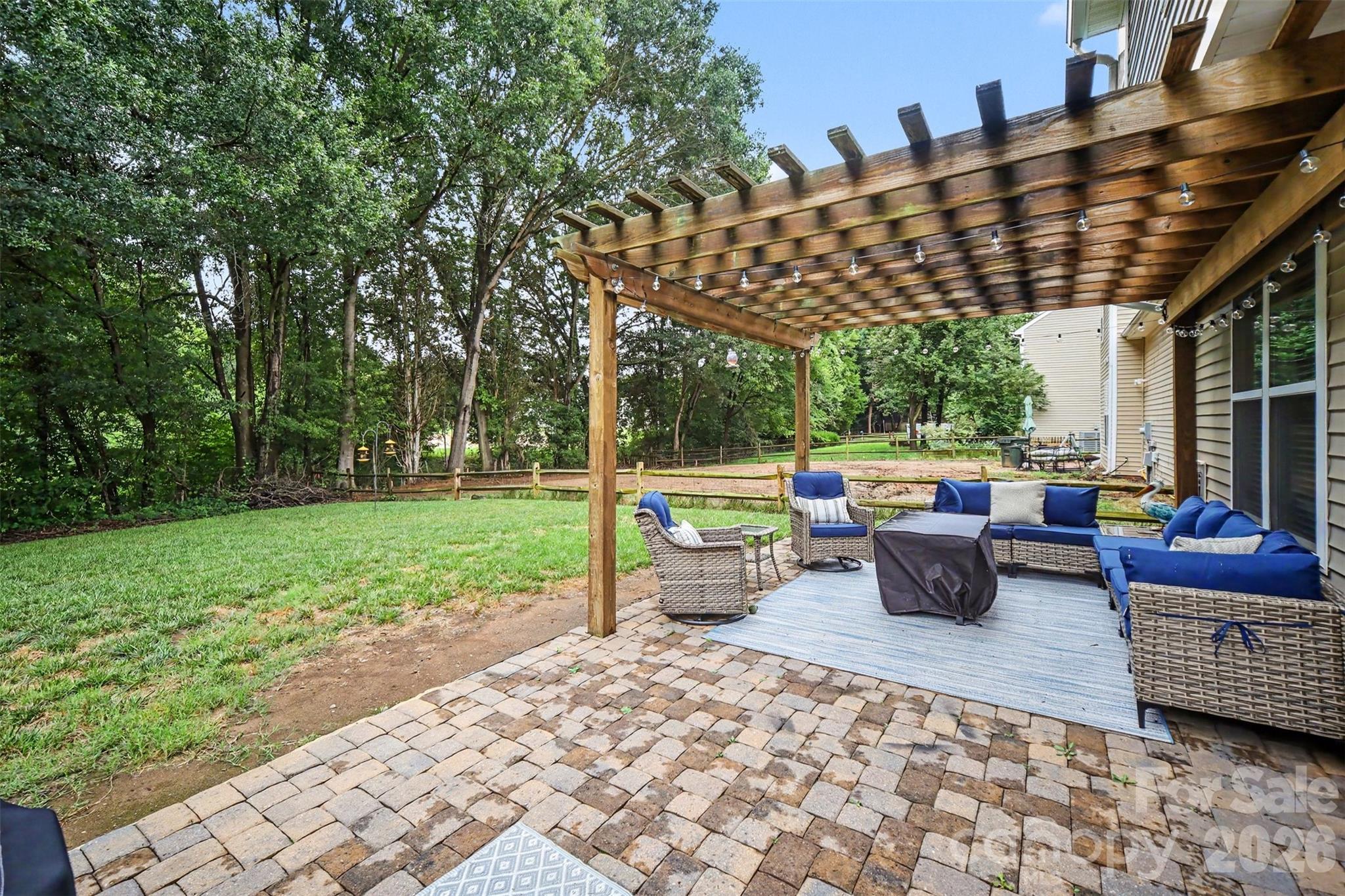 7856 Rolling Meadows Lane — Huntersville