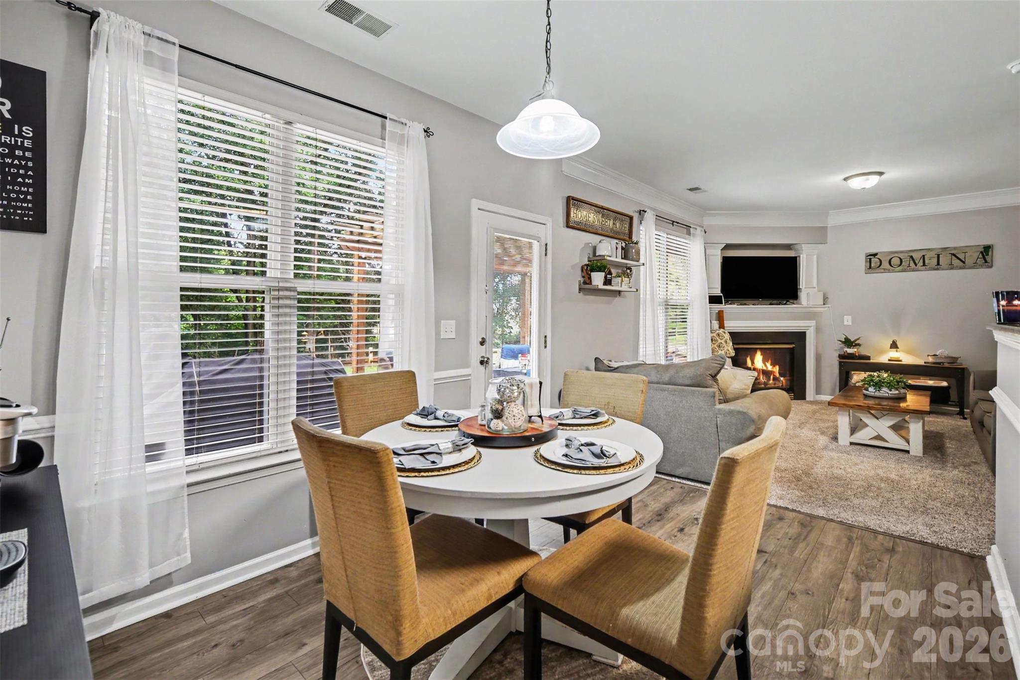 7856 Rolling Meadows Lane — Huntersville