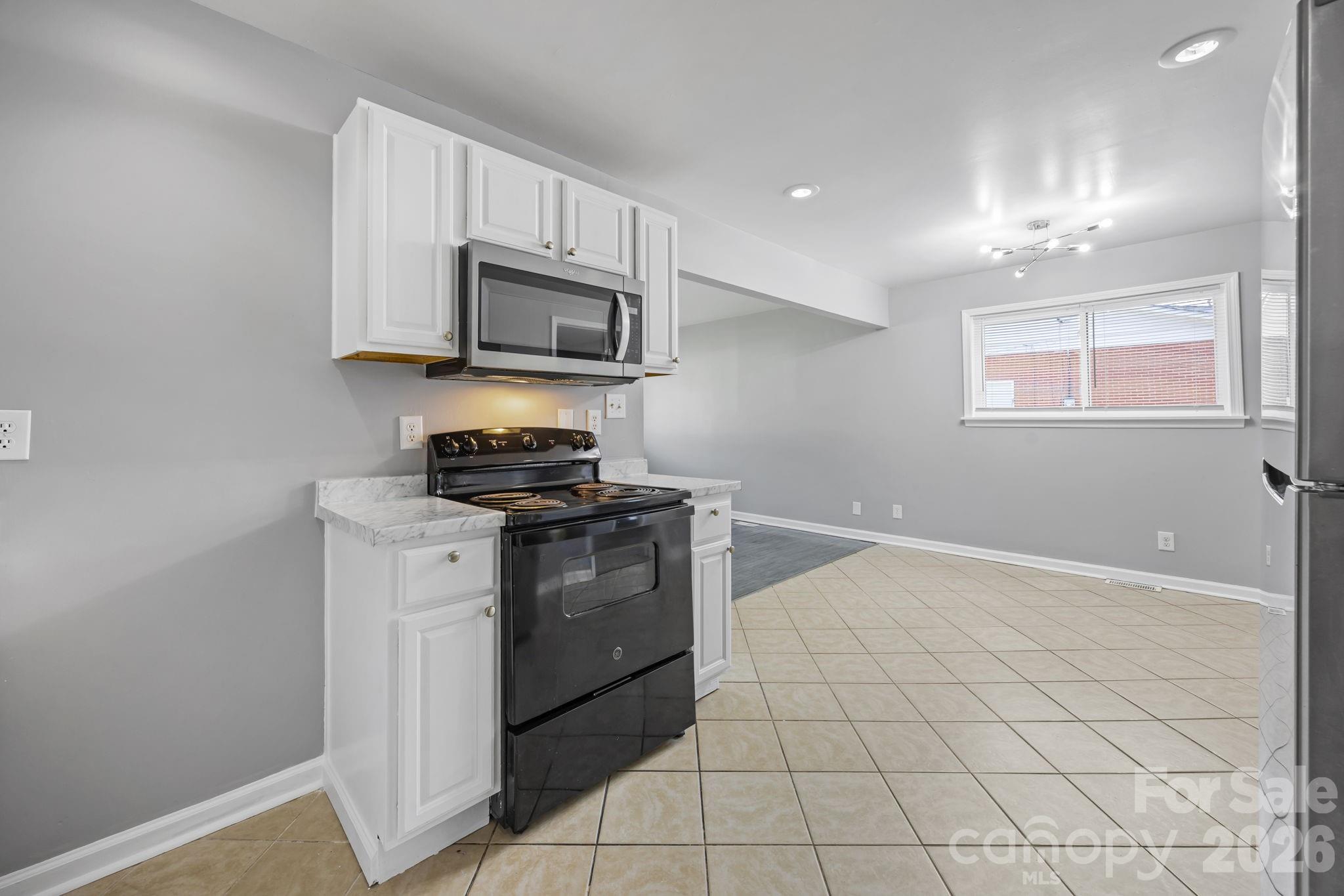 9300 Edgevale Drive — Charlotte