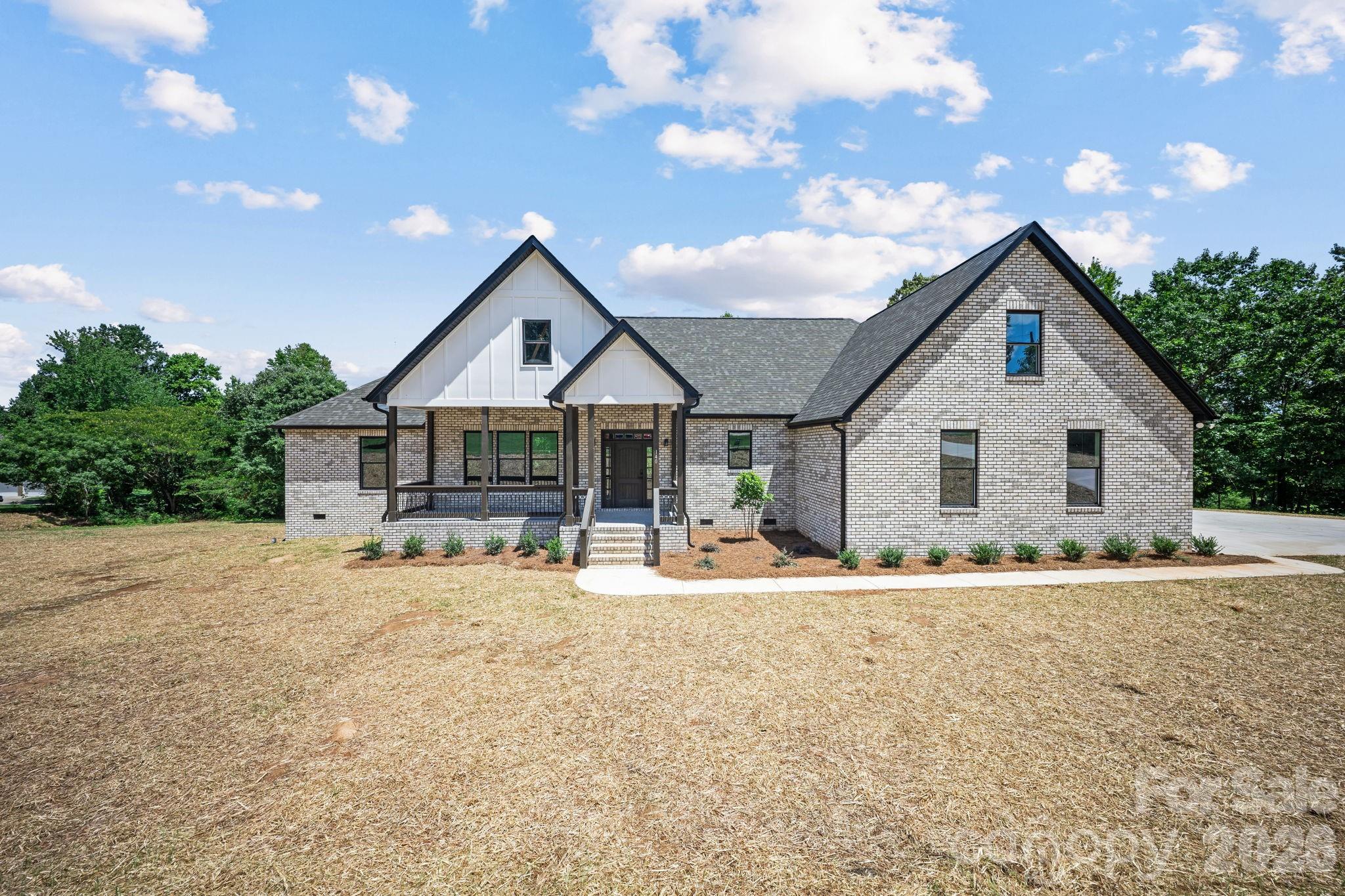140 Ridgeline Drive — Salisbury