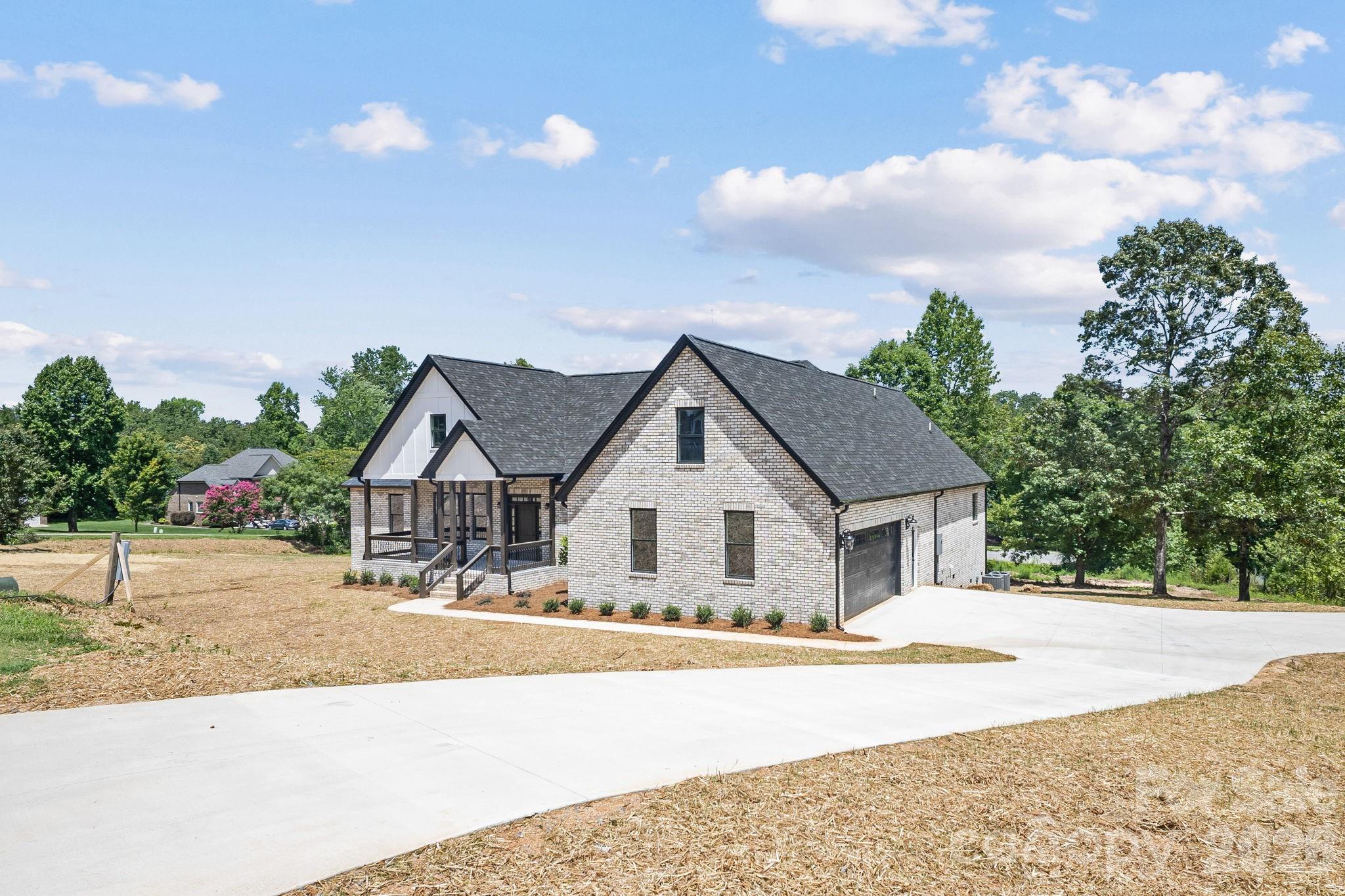 140 Ridgeline Drive — Salisbury
