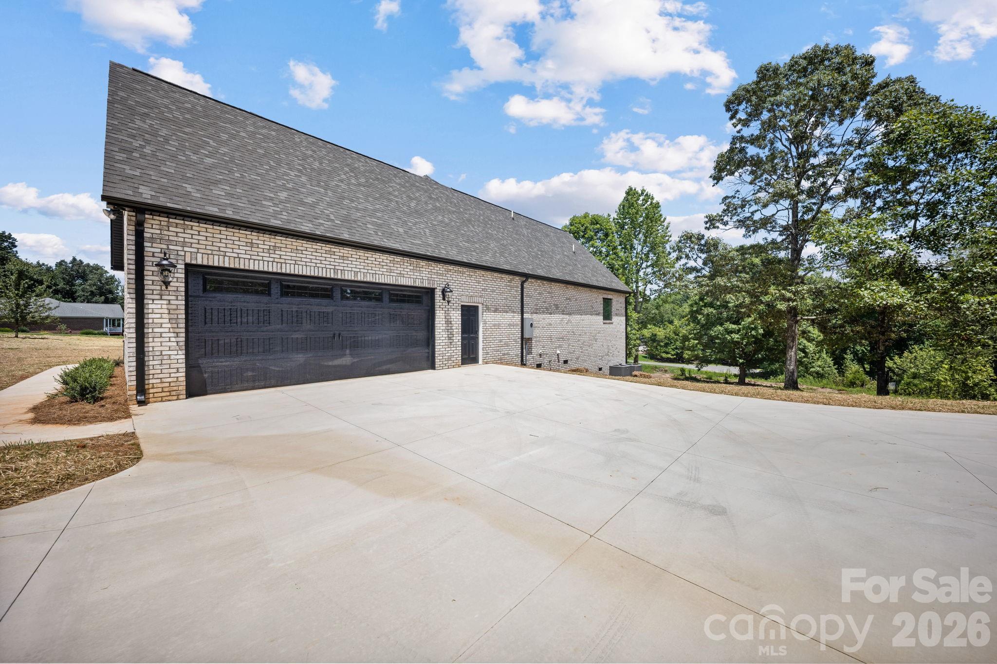 140 Ridgeline Drive — Salisbury