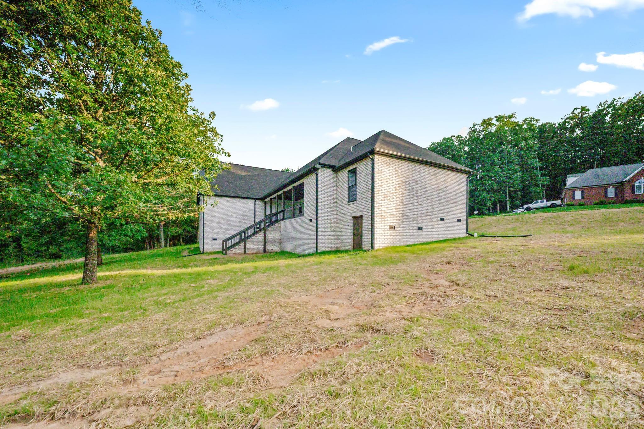 140 Ridgeline Drive — Salisbury
