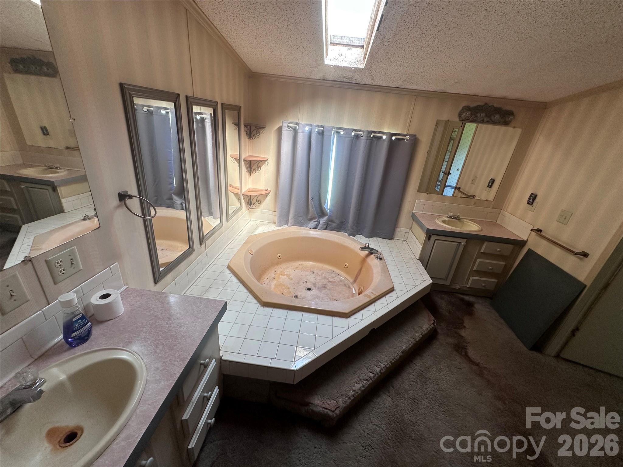 7509 Shady Oaks Road — Connelly Springs
