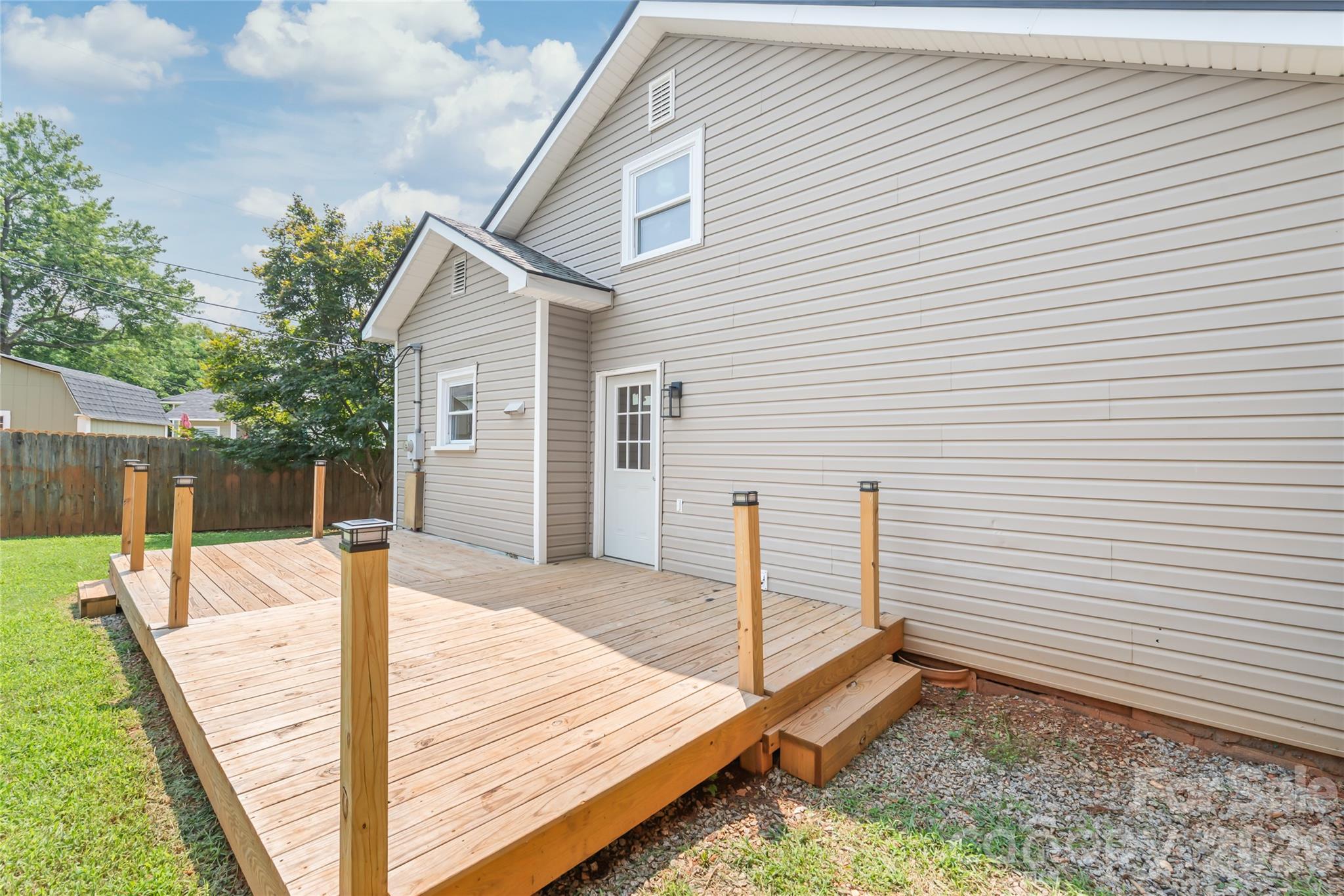 200 Park Avenue — Mount Holly