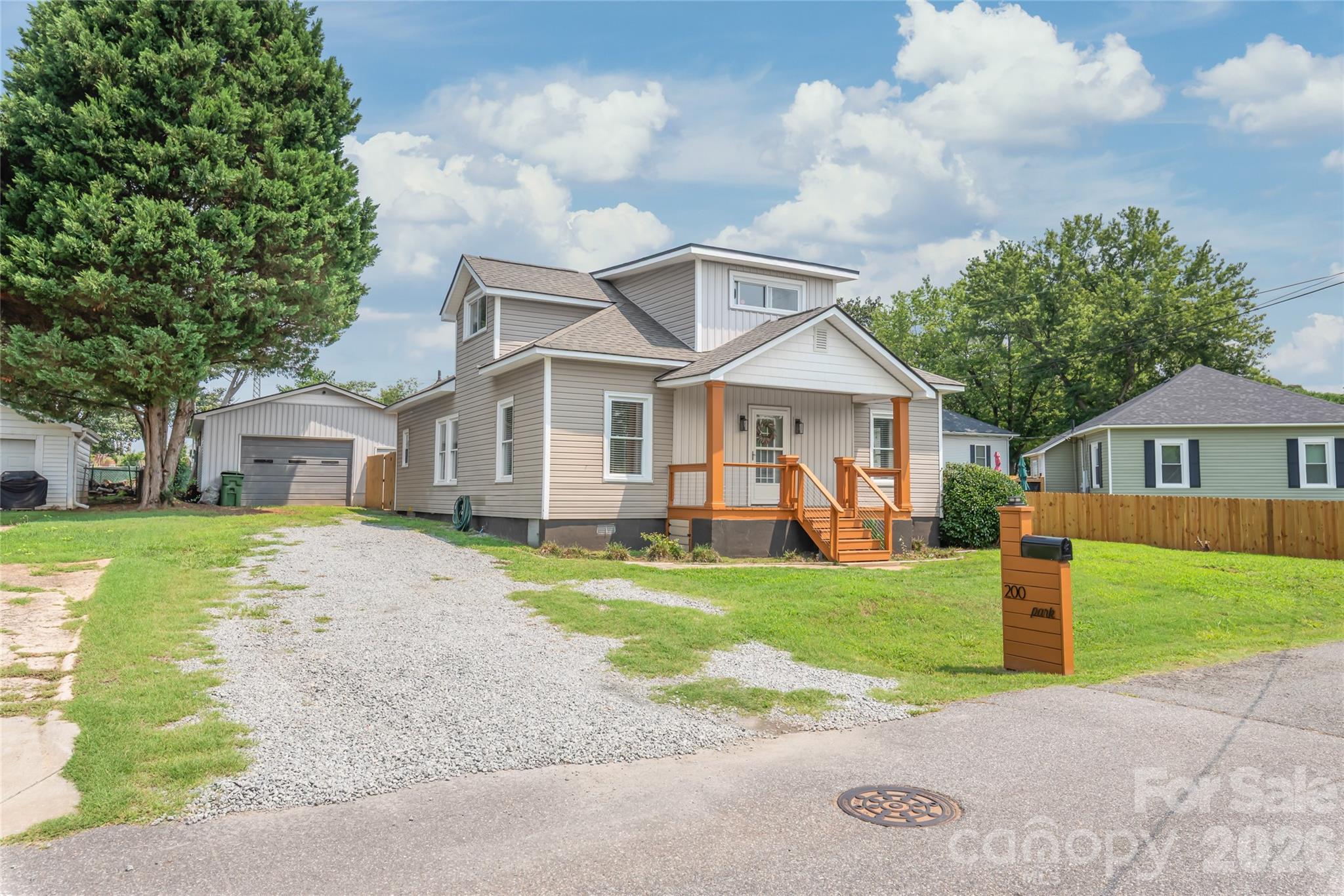 200 Park Avenue — Mount Holly