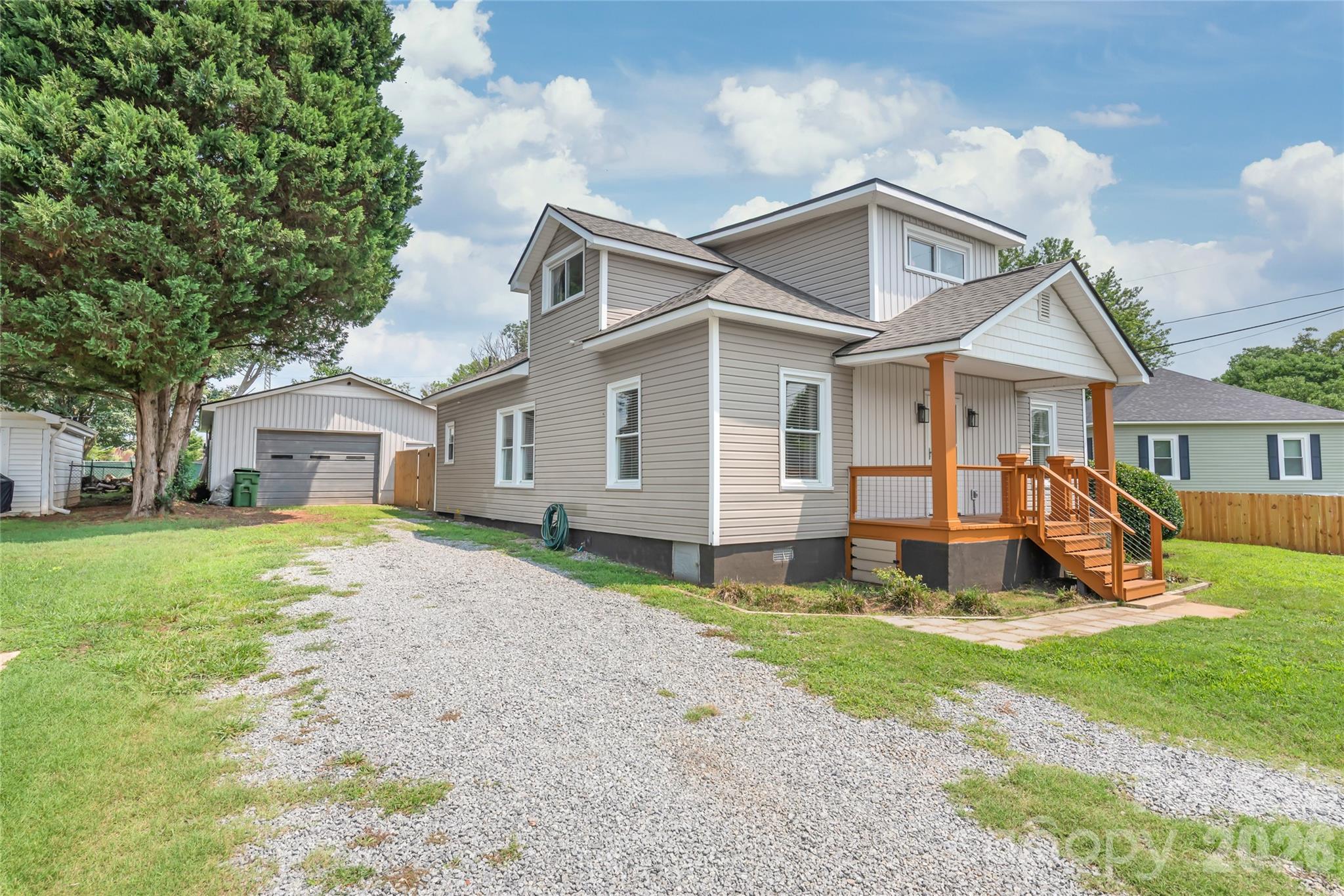 200 Park Avenue — Mount Holly