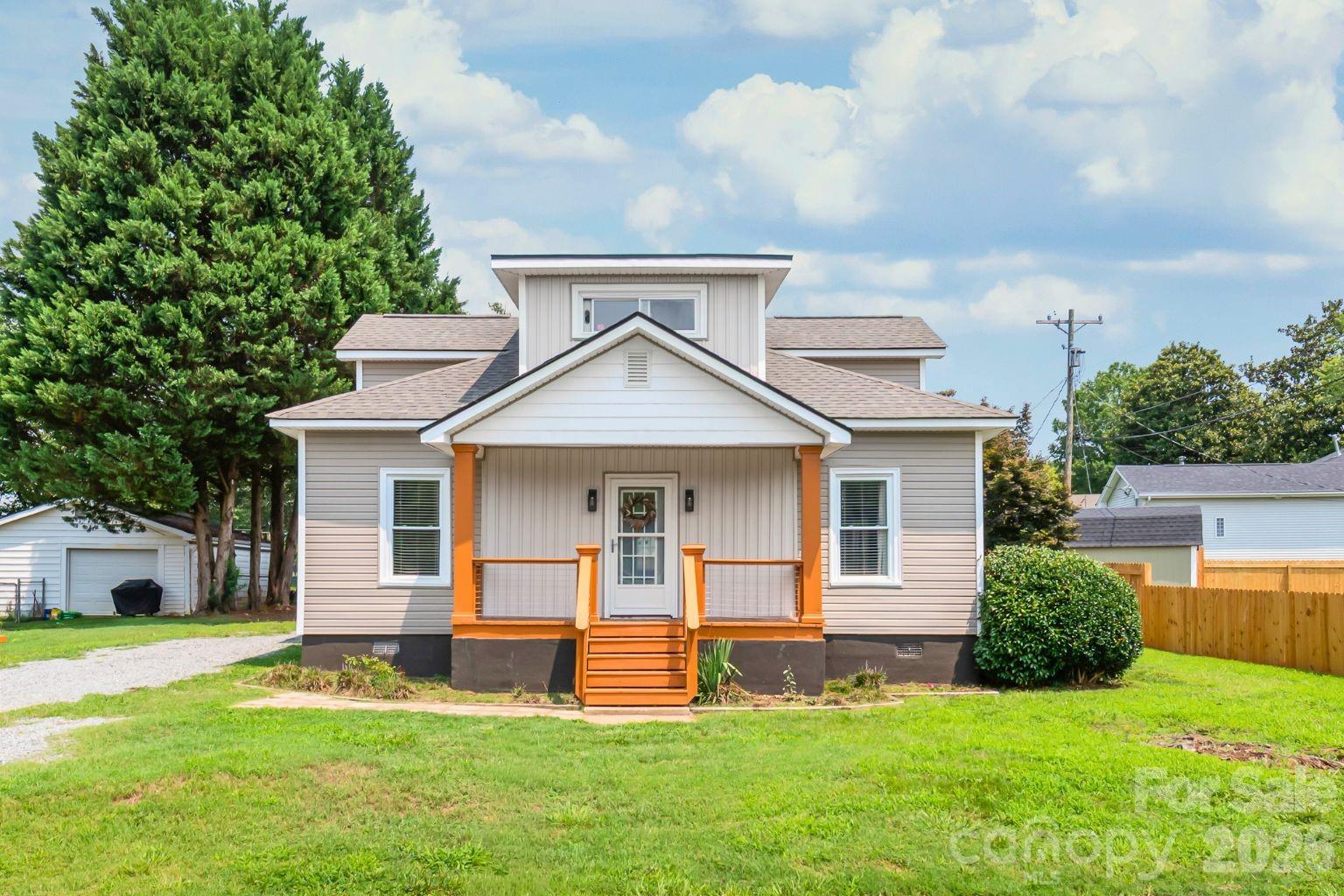 200 Park Avenue — Mount Holly
