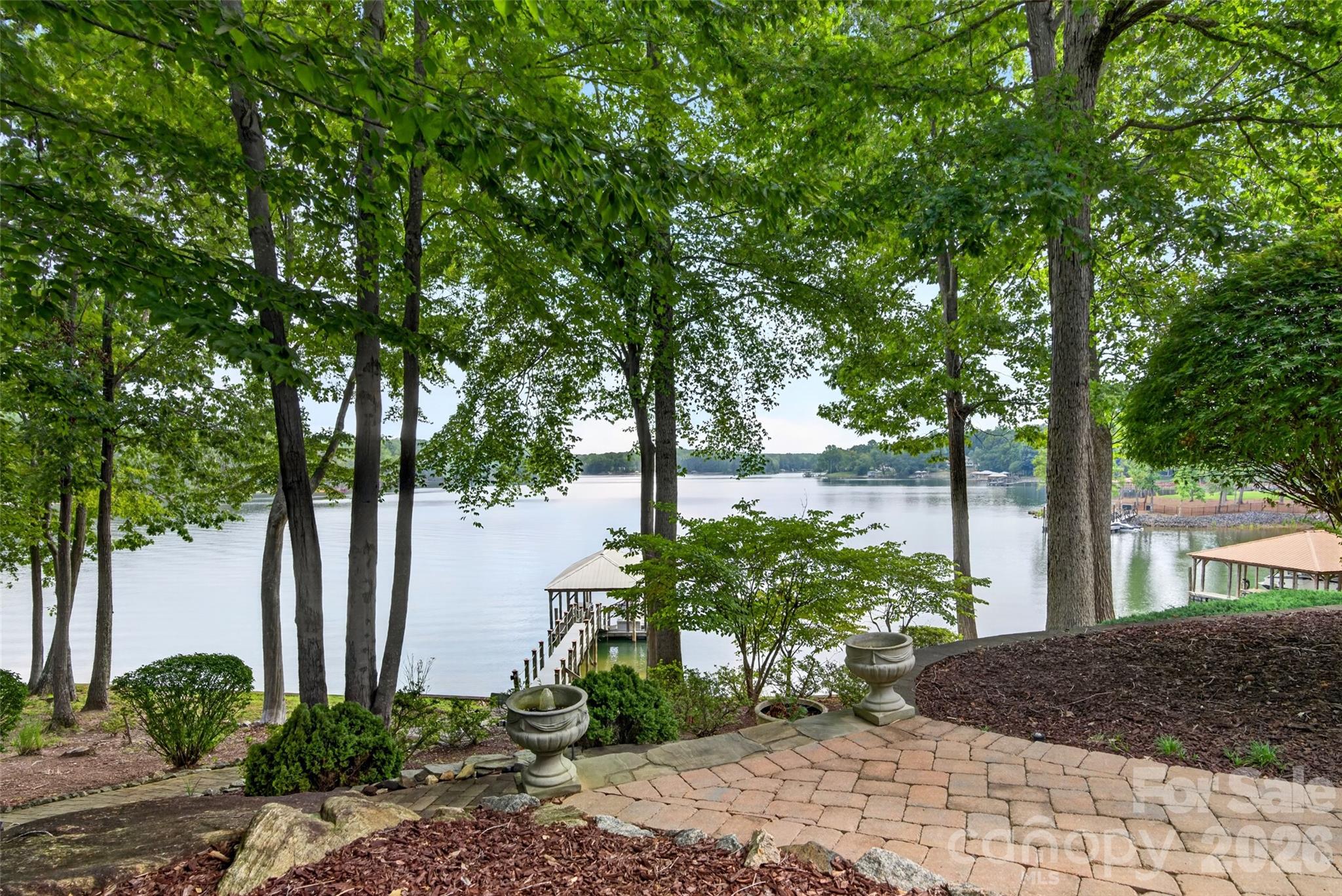222 April Road — Troutman