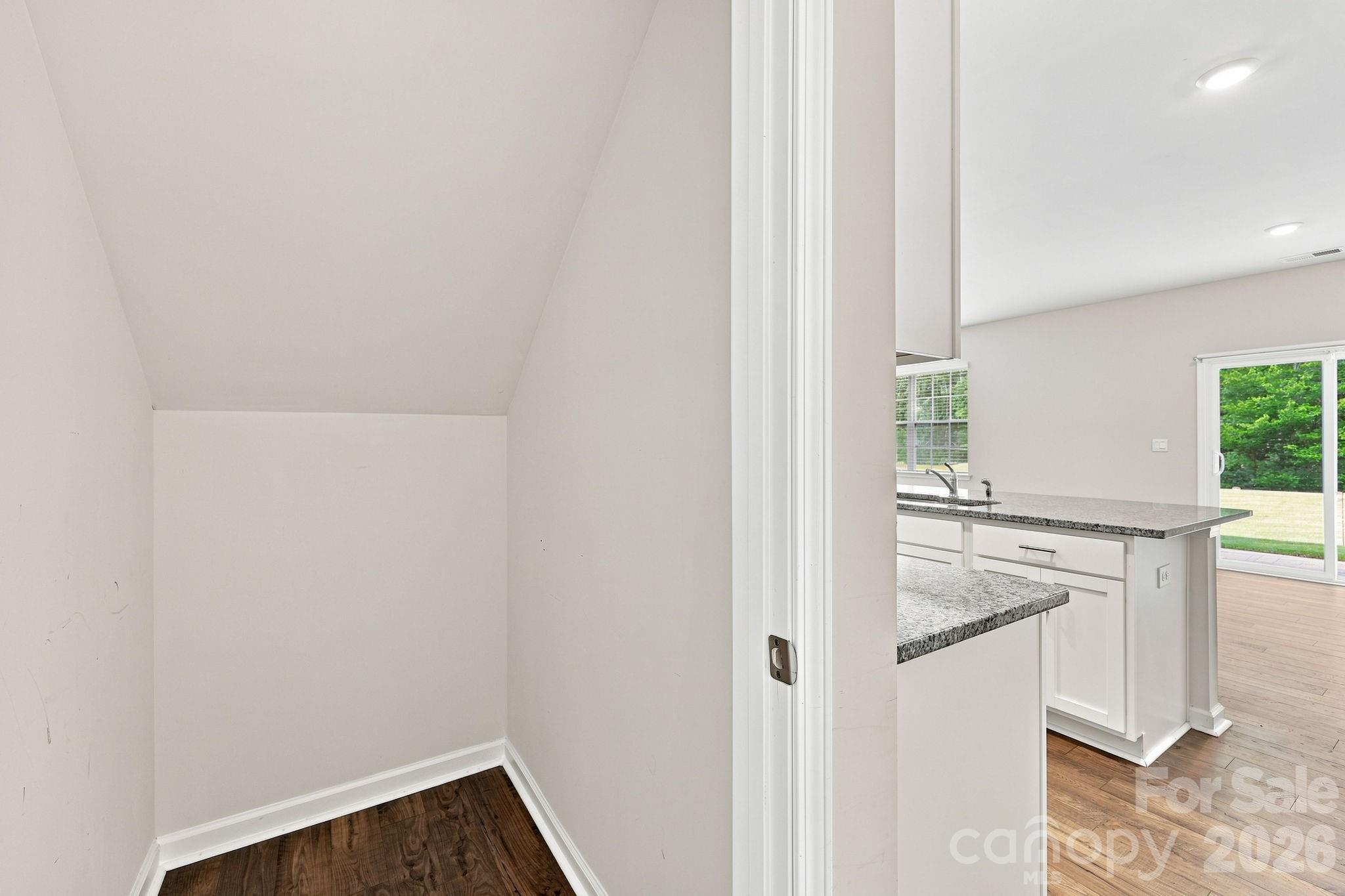 8133 Clairwood Drive — Charlotte