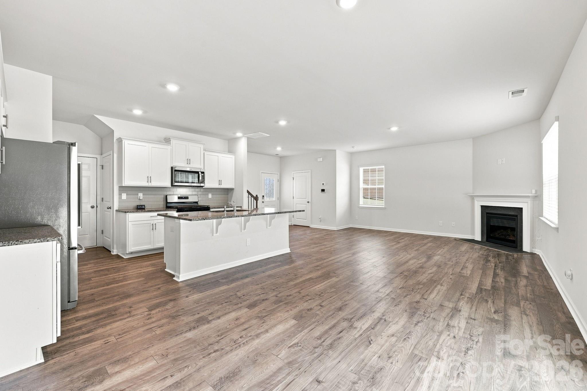 8133 Clairwood Drive — Charlotte