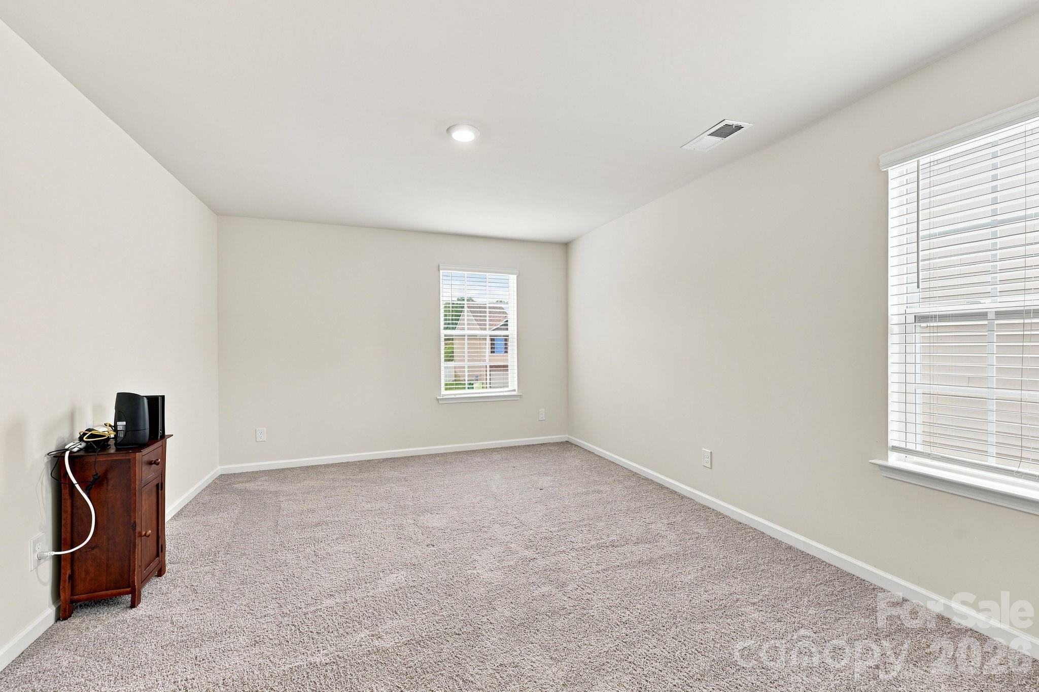8133 Clairwood Drive — Charlotte