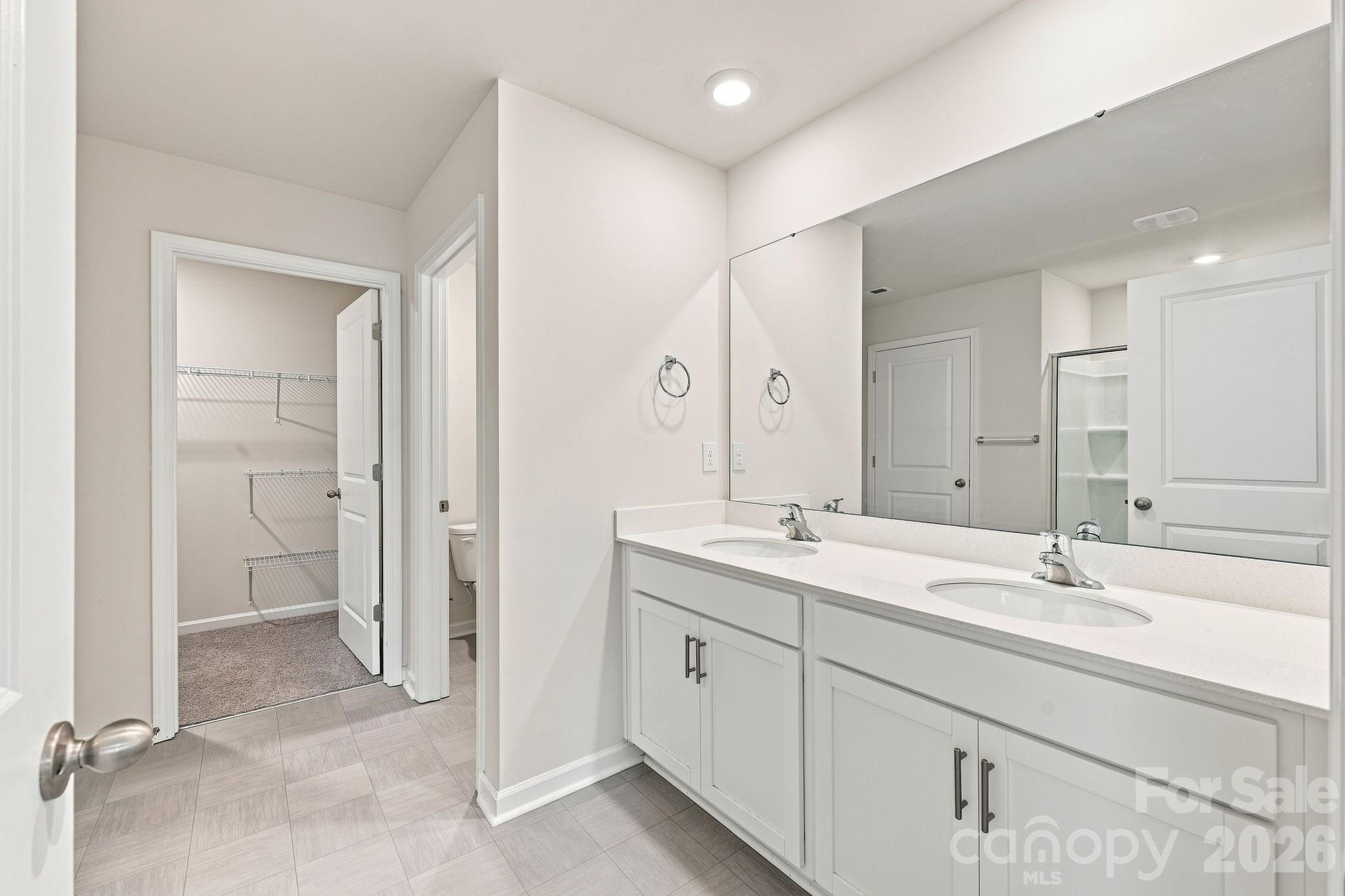 8133 Clairwood Drive — Charlotte