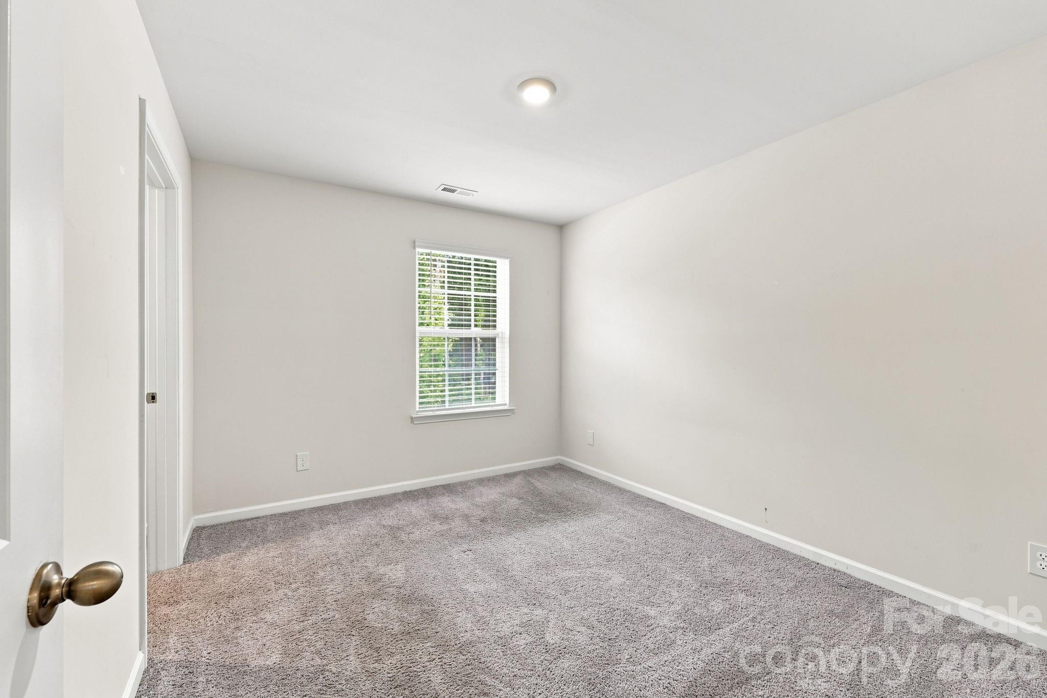 8133 Clairwood Drive — Charlotte