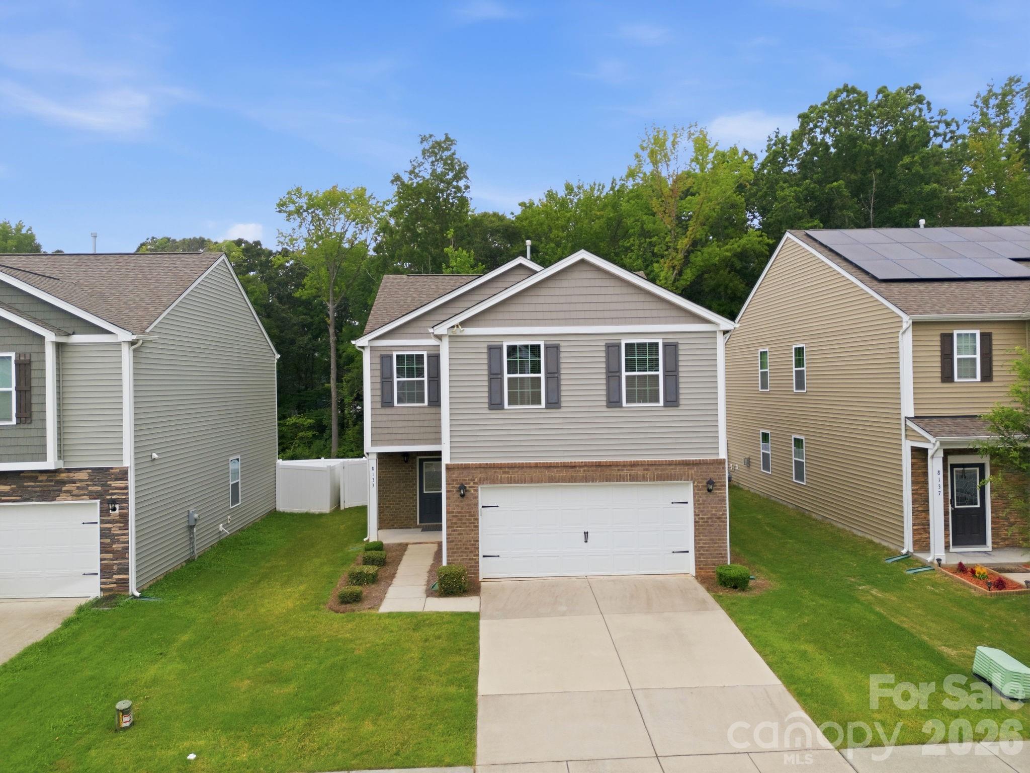 8133 Clairwood Drive — Charlotte
