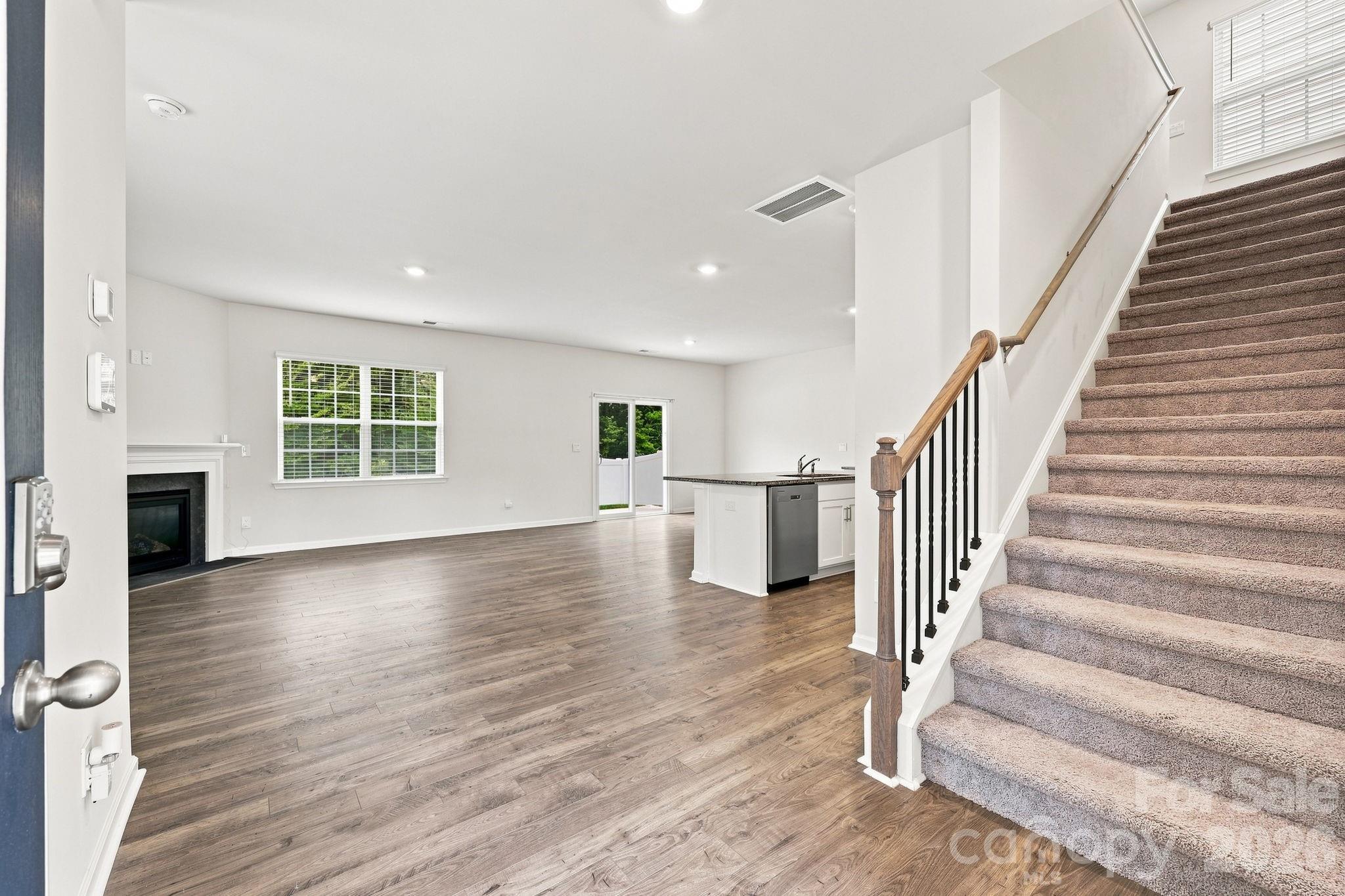 8133 Clairwood Drive — Charlotte