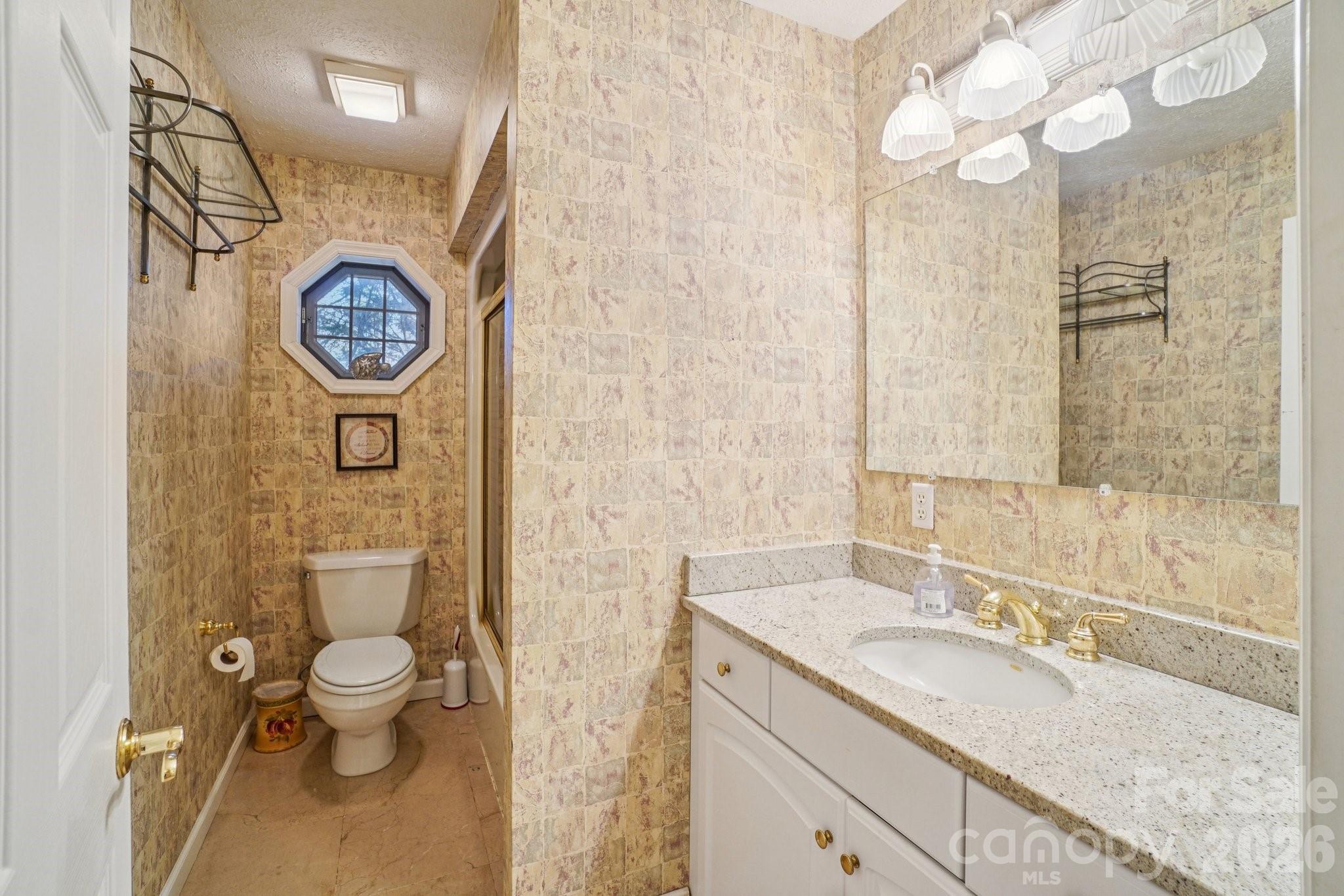 4634 Harbor View Terrace — Morganton