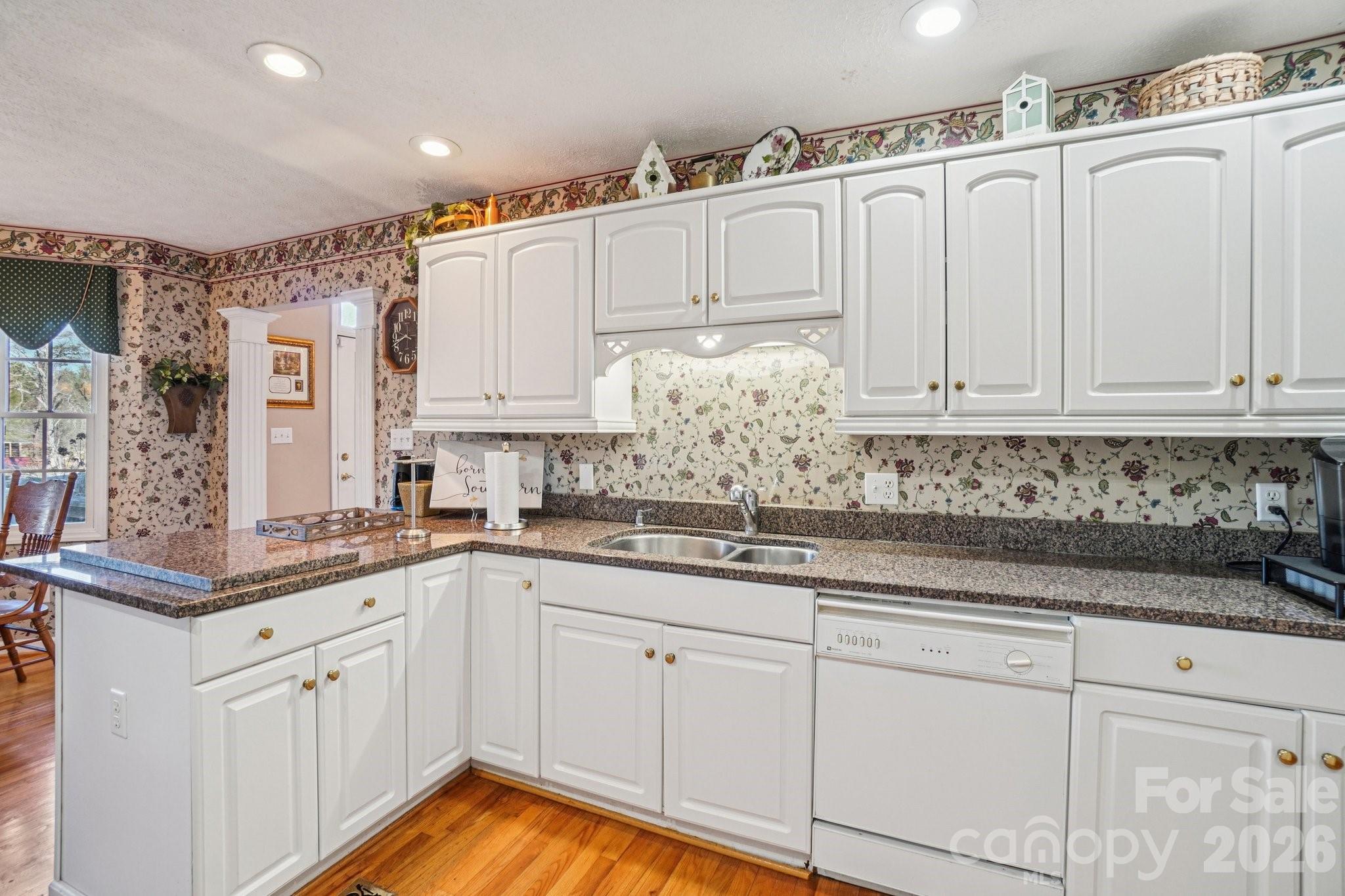 4634 Harbor View Terrace — Morganton