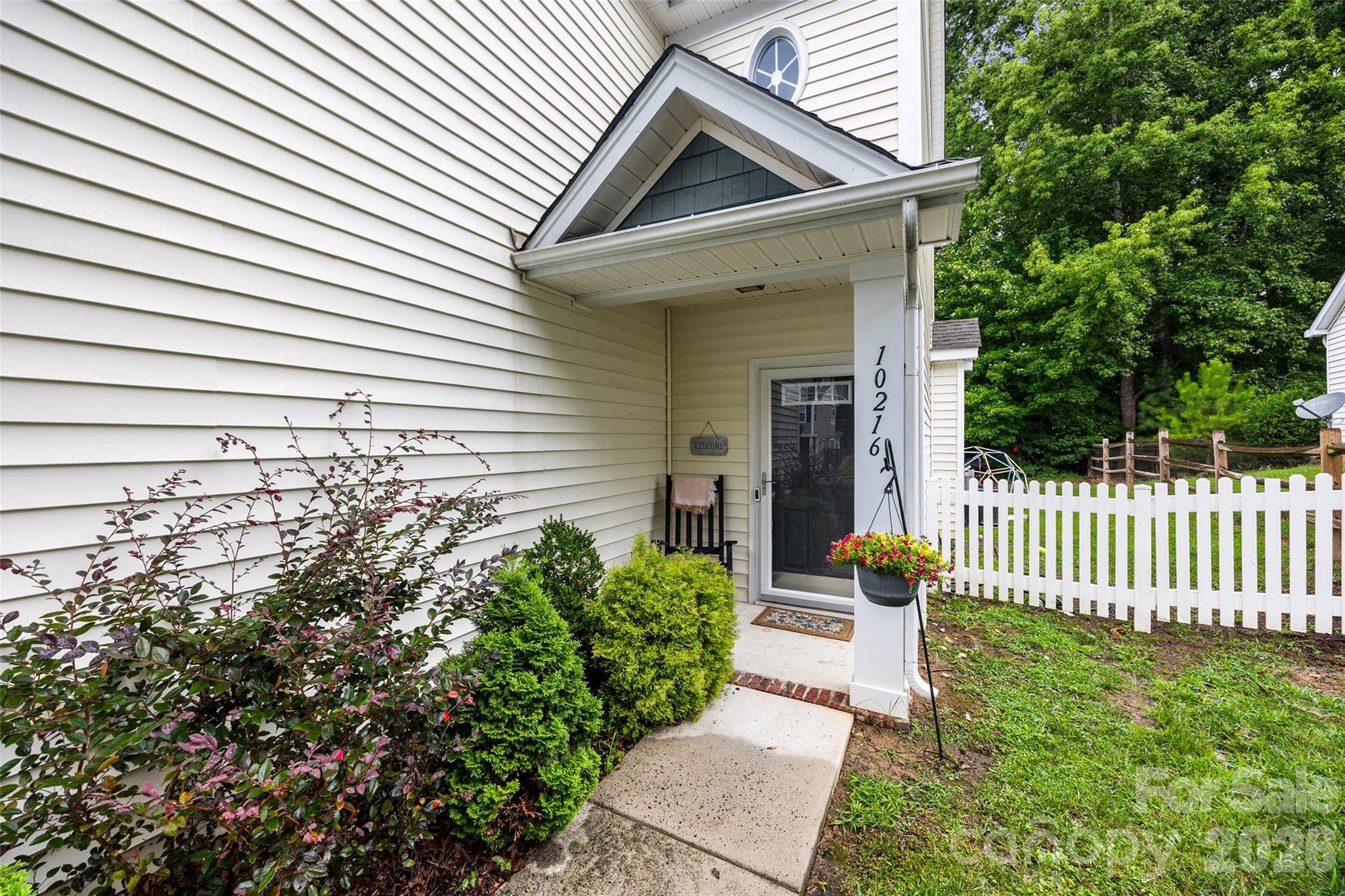 10216 Old Carolina Drive — Charlotte