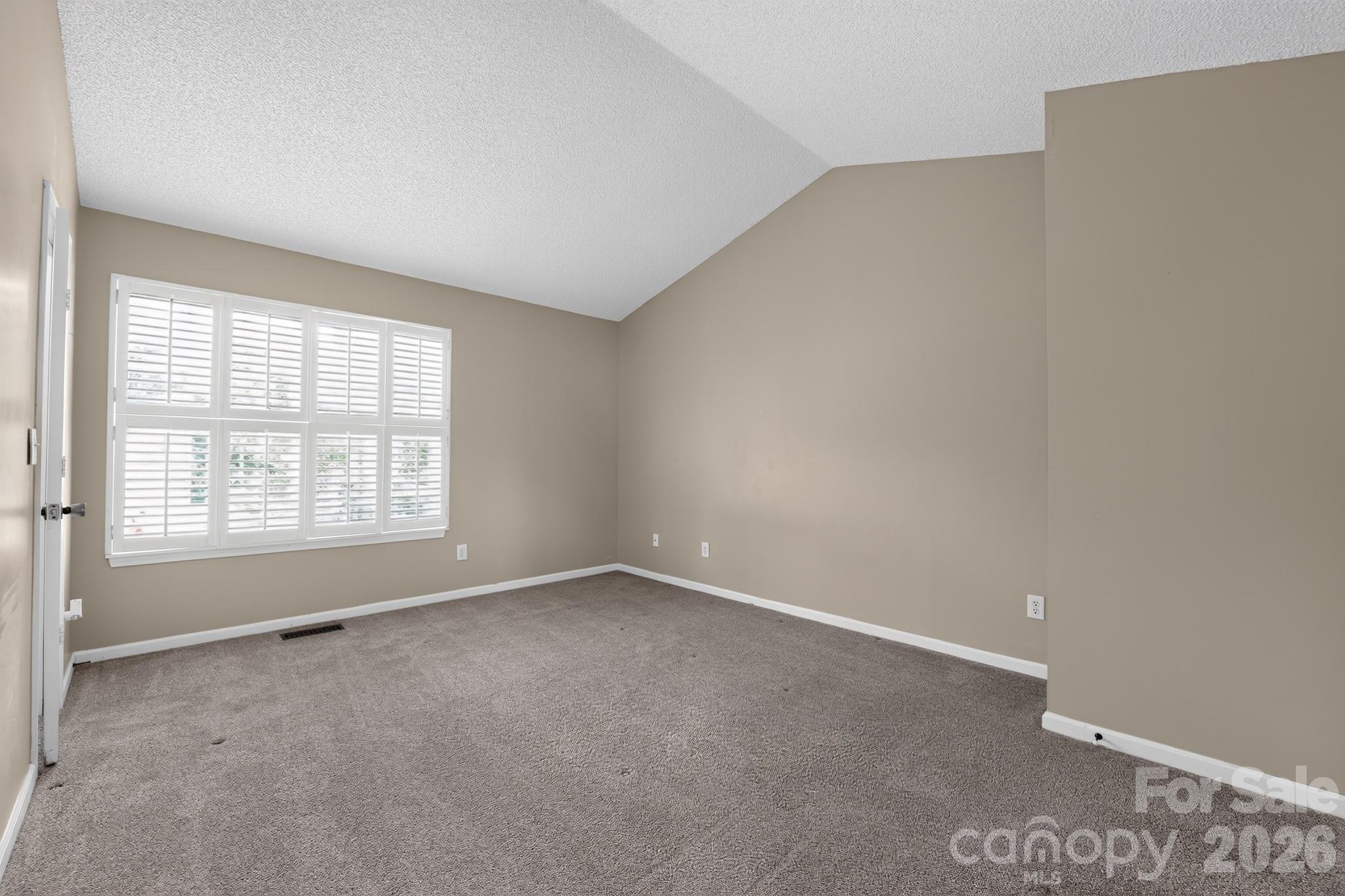 8220 Upsall Court — Charlotte