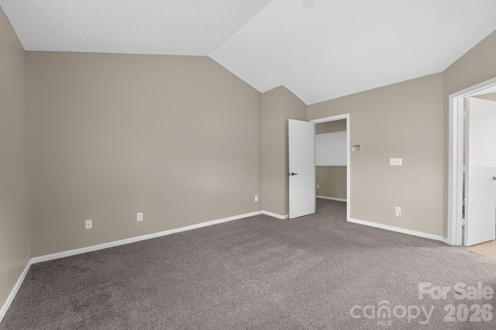 8220 Upsall Court — Charlotte
