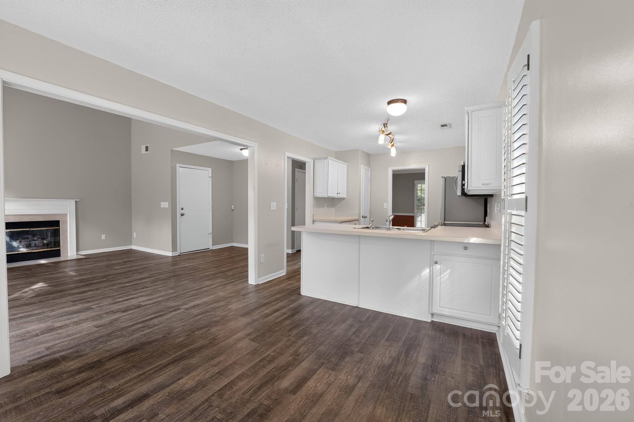 8220 Upsall Court — Charlotte