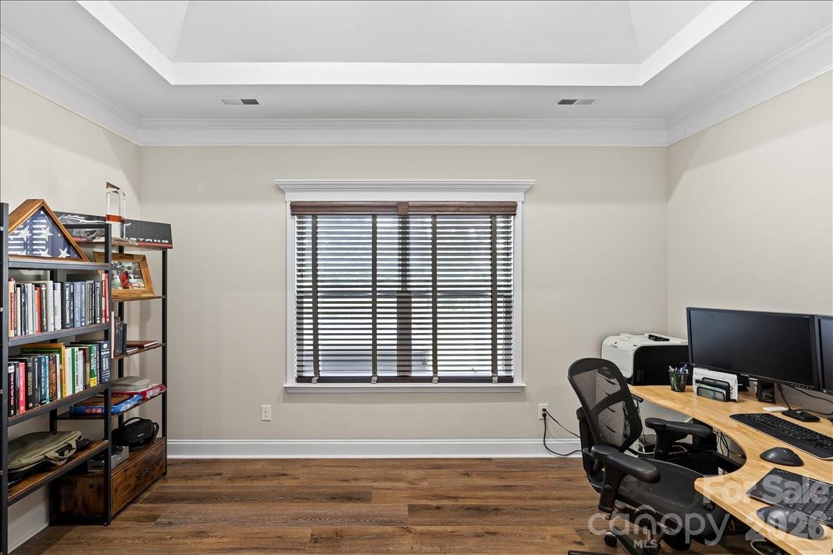 2915 S Point Road — Belmont
