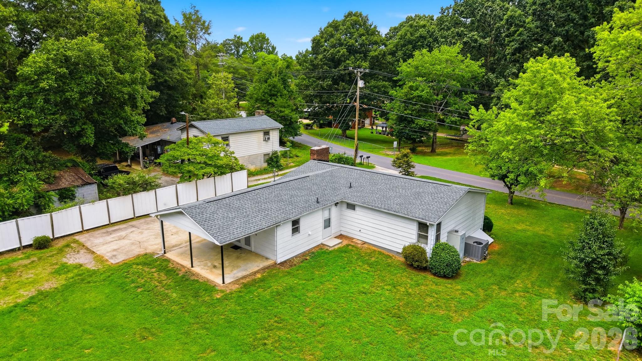 459 Swanson Drive SW — Lenoir